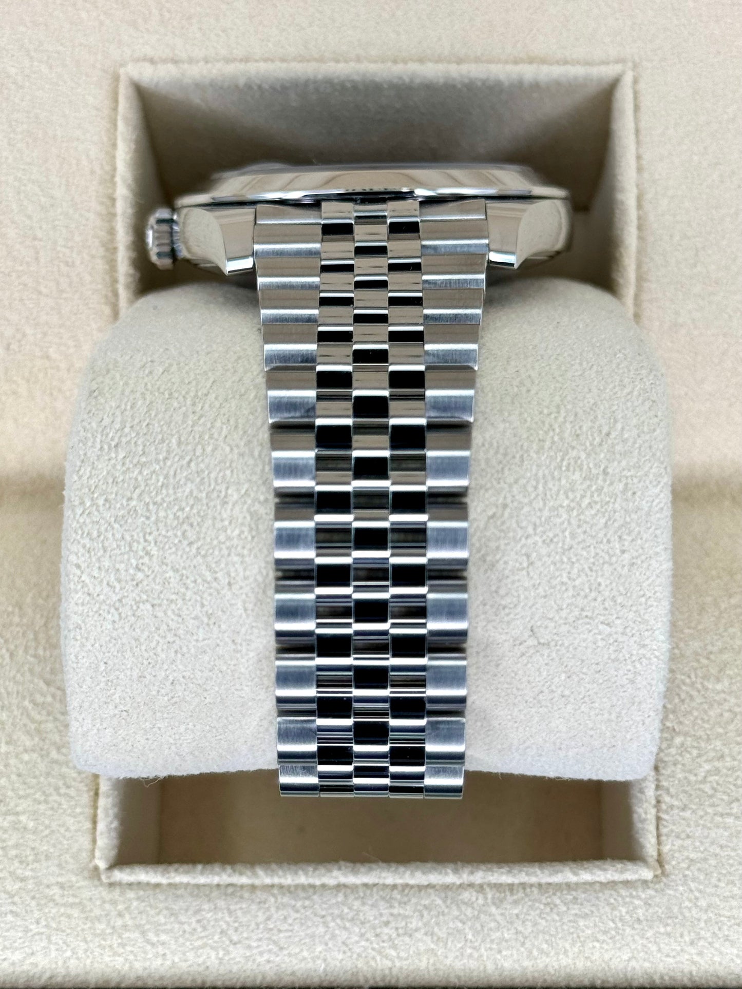 NEW 2024 Rolex Datejust 41mm 126300 Jubilee Green Motif Dial - MyWatchLLC