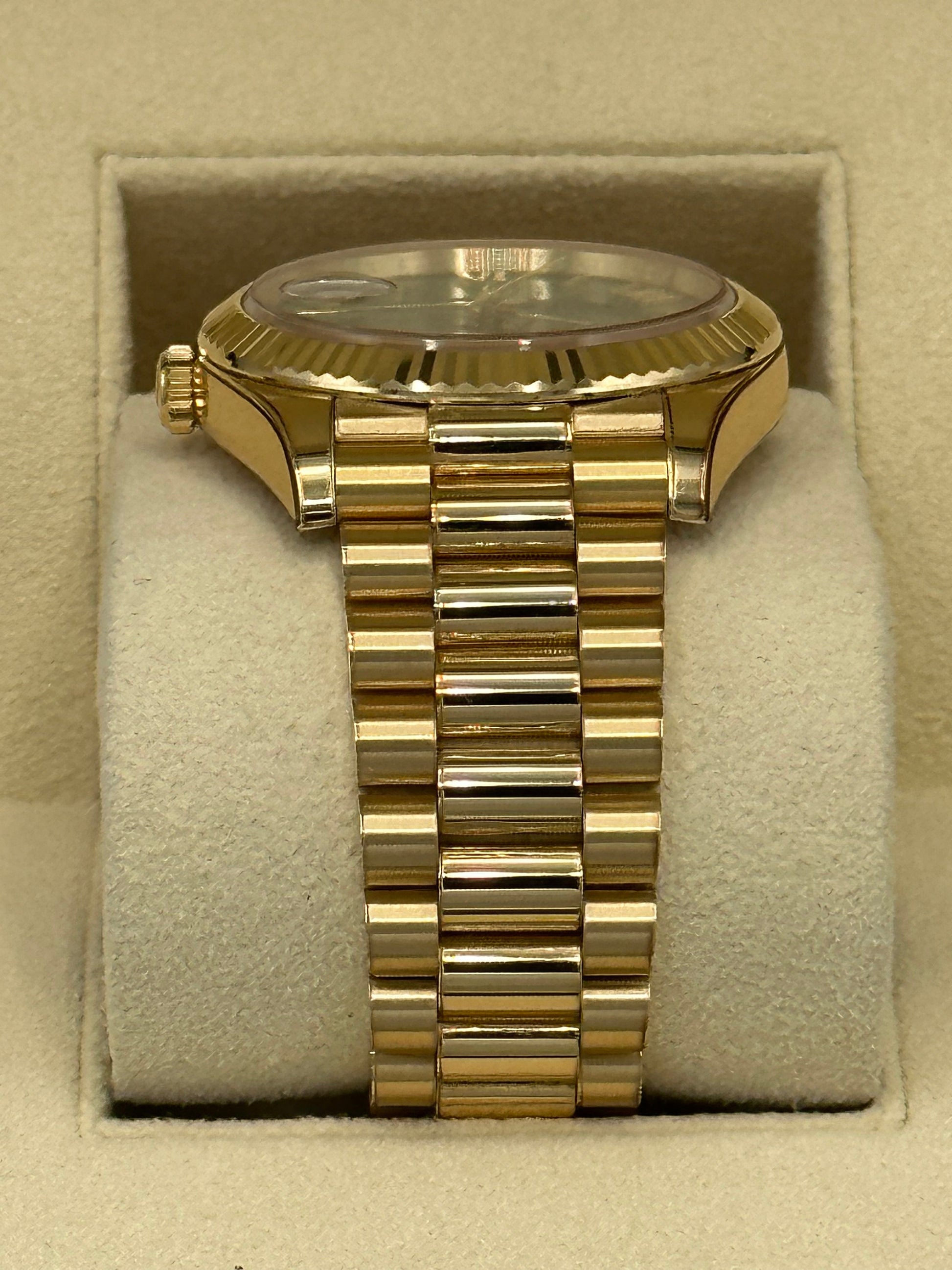 2023 Rolex Day-Date 40mm 228238 Presidential Yellow Gold Green Dial - MyWatchLLC