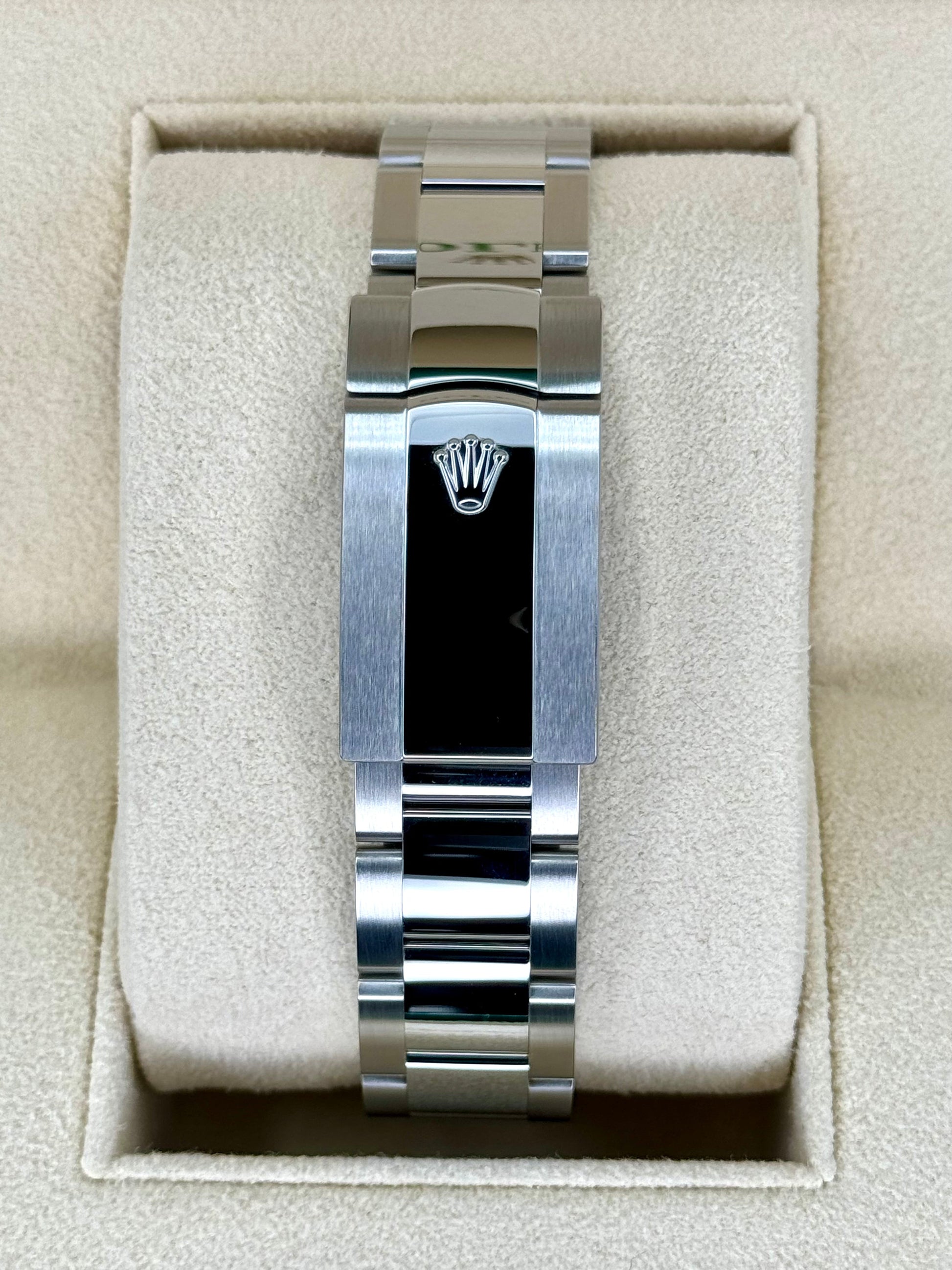 NEW 2023 Rolex Datejust 36mm 126200 Steel Oyster Mint Green Dial - MyWatchLLC