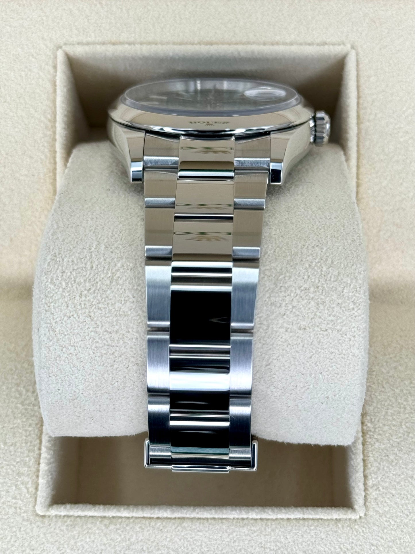 NEW 2023 Rolex Datejust 36mm 126200 Steel Oyster Mint Green Dial - MyWatchLLC