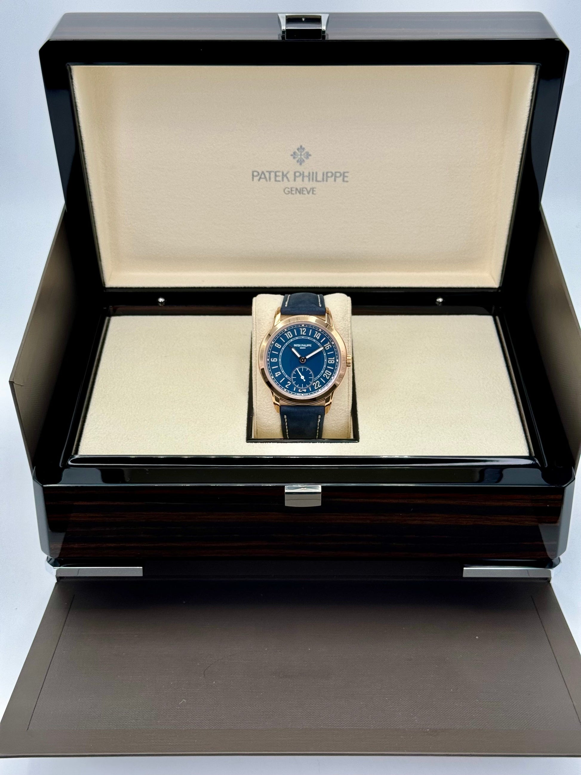 NEW 2024 Patek Philippe 5224R Calatrava Travel Time Rose Gold Blue Dial - MyWatchLLC