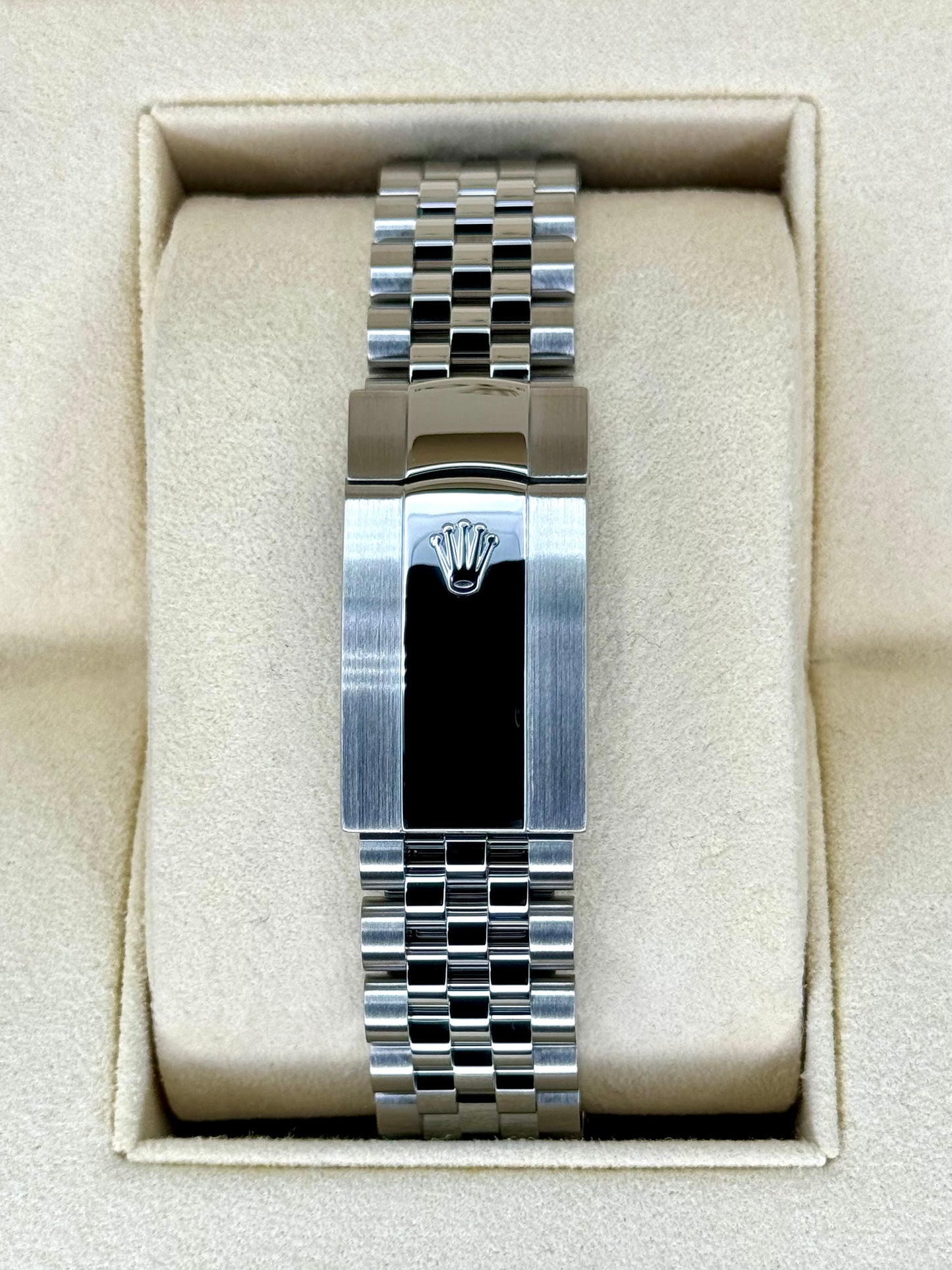 2020 Rolex Datejust 36mm 126234 Stainless Steel Jubilee Blue Dial - MyWatchLLC