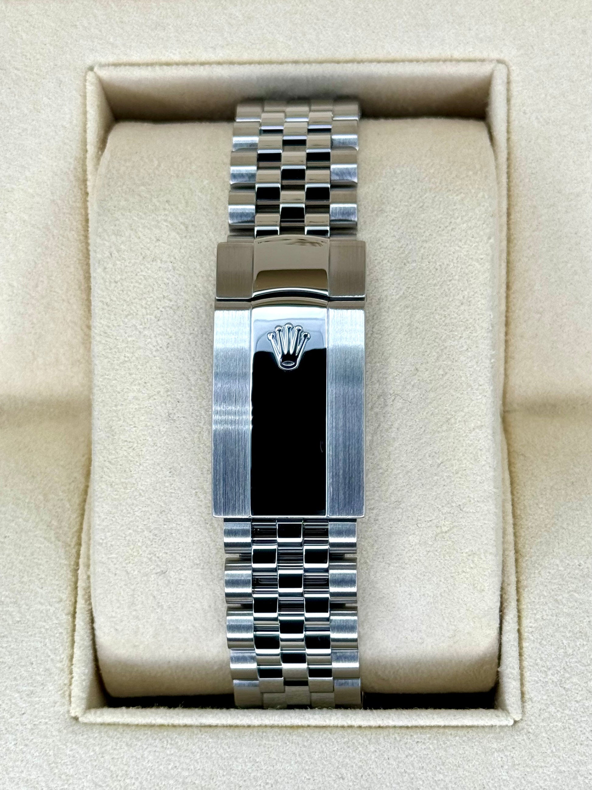 2020 Rolex Datejust 36mm 126234 Stainless Steel Jubilee Blue Dial - MyWatchLLC