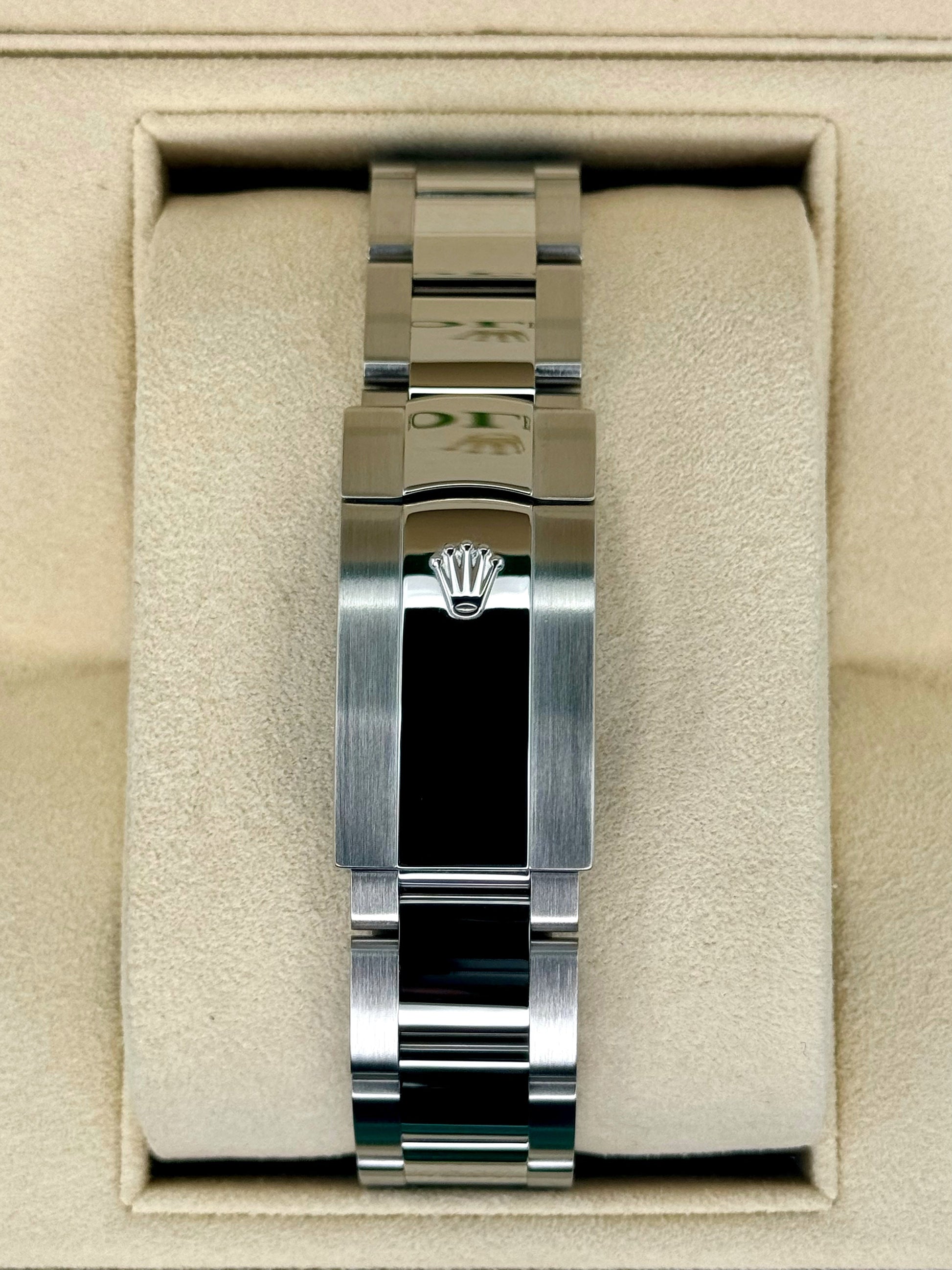 2018 Rolex Datejust 41mm 126300 Stainless Steel Oyster Silver Dial - MyWatchLLC