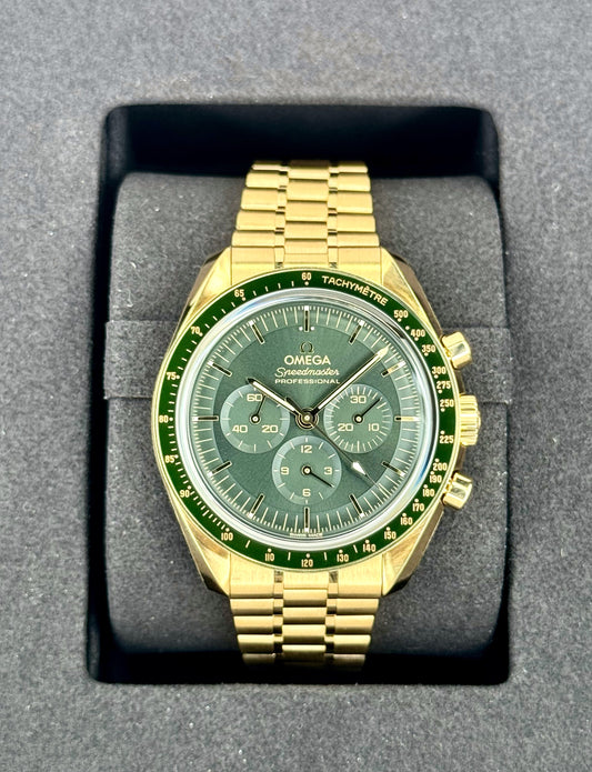 2023 Omega Speedmaster Moonwatch Pro 42mm 31060425010001 Green Dial - MyWatchLLC