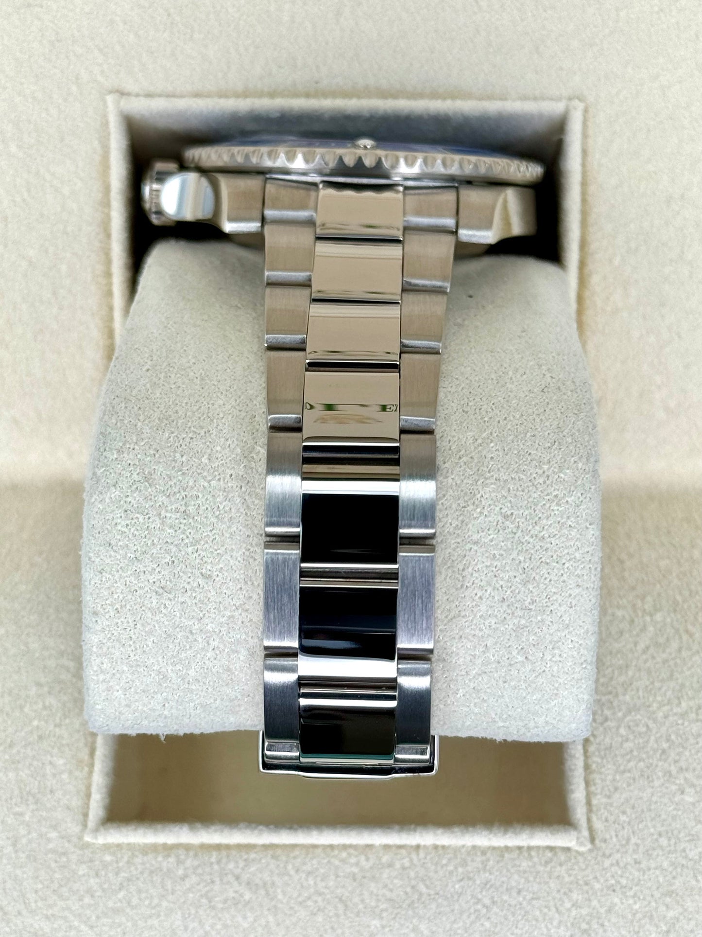 Rolex Submariner "Smurf" 40mm 116619LB White Gold Blue Dial - MyWatchLLC