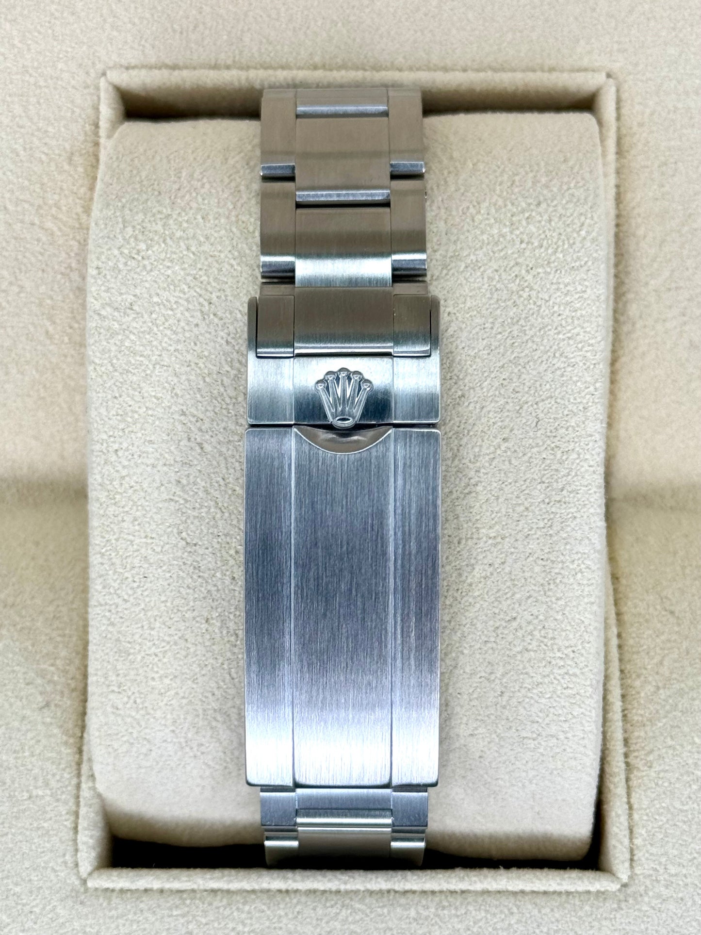 2019 Rolex Submariner "Hulk" 40mm 116610LV Green Dial - MyWatchLLC