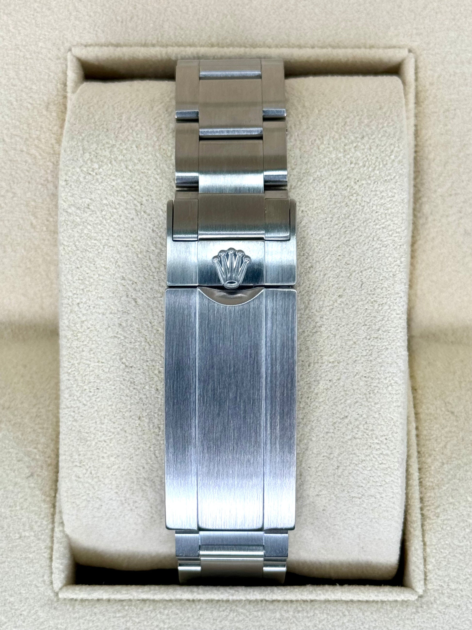 2019 Rolex Submariner "Hulk" 40mm 116610LV Green Dial - MyWatchLLC