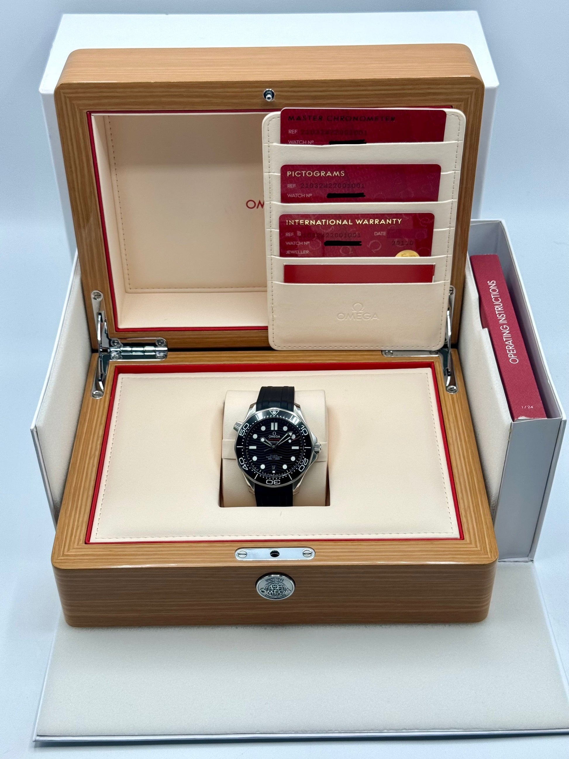 2022 Omega Seamaster Diver 300M 42mm 21032422001001 Black Dial - MyWatchLLC