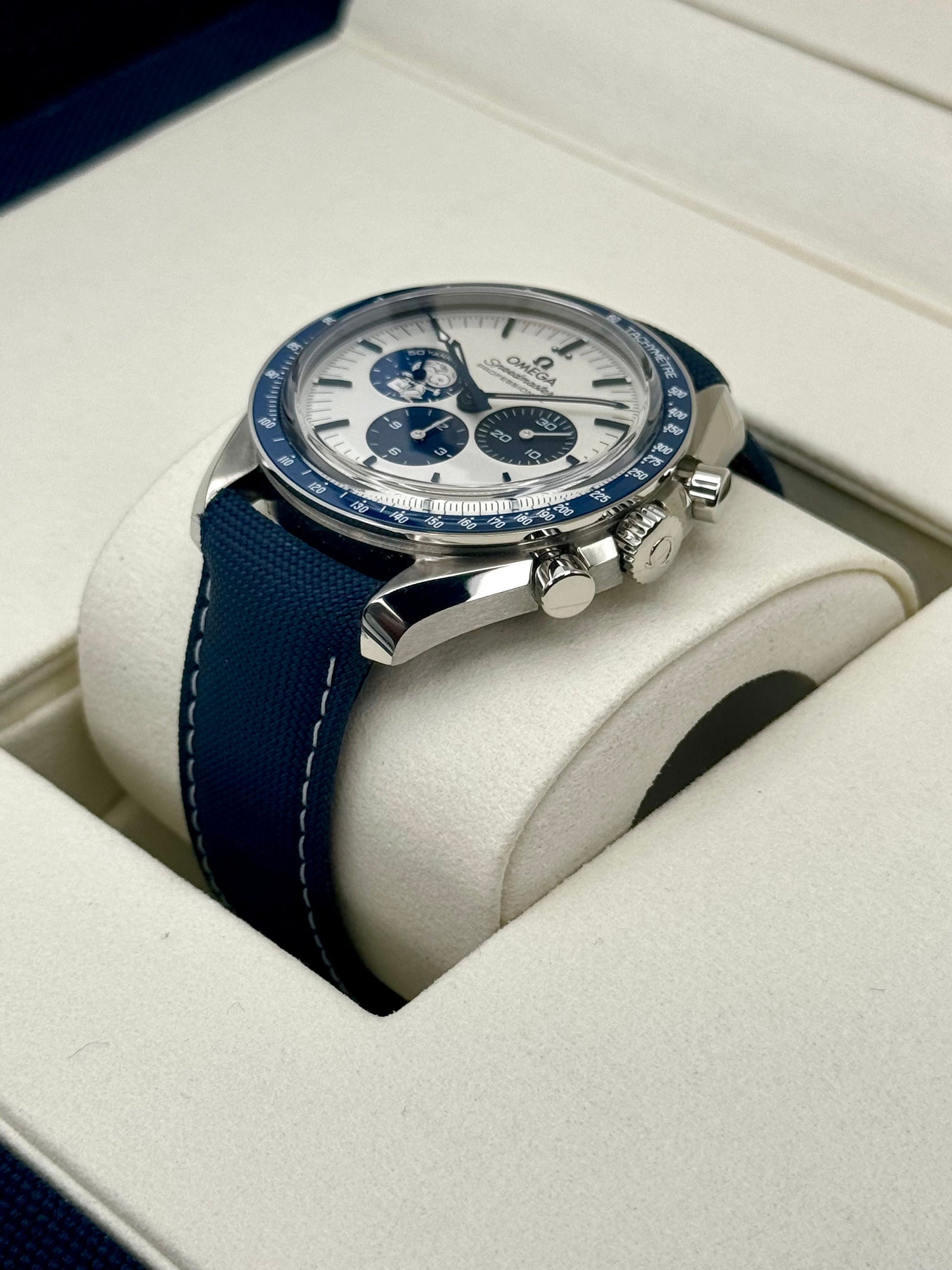 2023 Omega Speedmaster Silver Snoopy Award 310.32.42.50.02.001 - MyWatchLLC