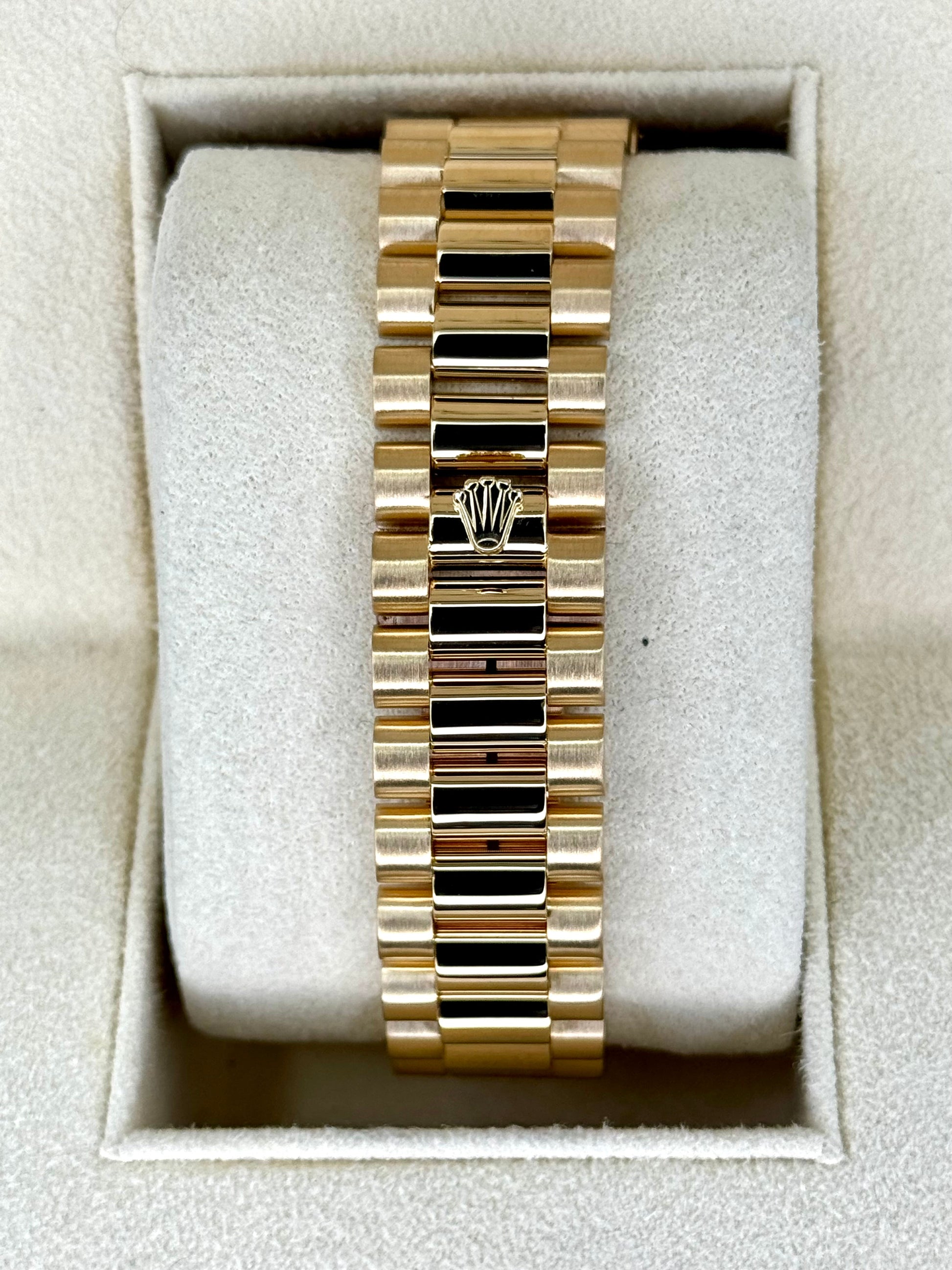 1995 Rolex Day-Date 36mm 18238 Presidential Champagne Dial - MyWatchLLC