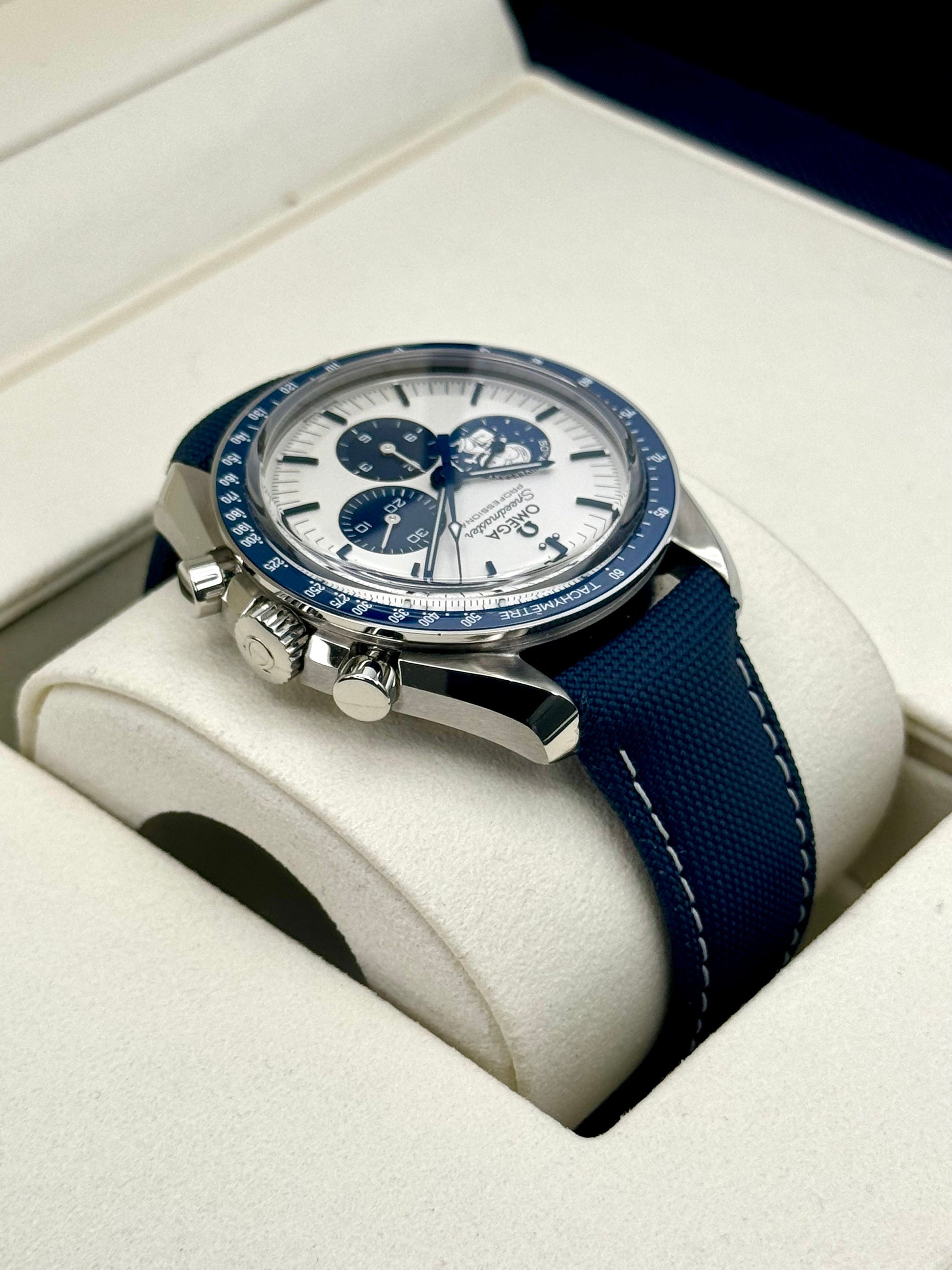 2023 Omega Speedmaster Silver Snoopy Award 310.32.42.50.02.001 - MyWatchLLC