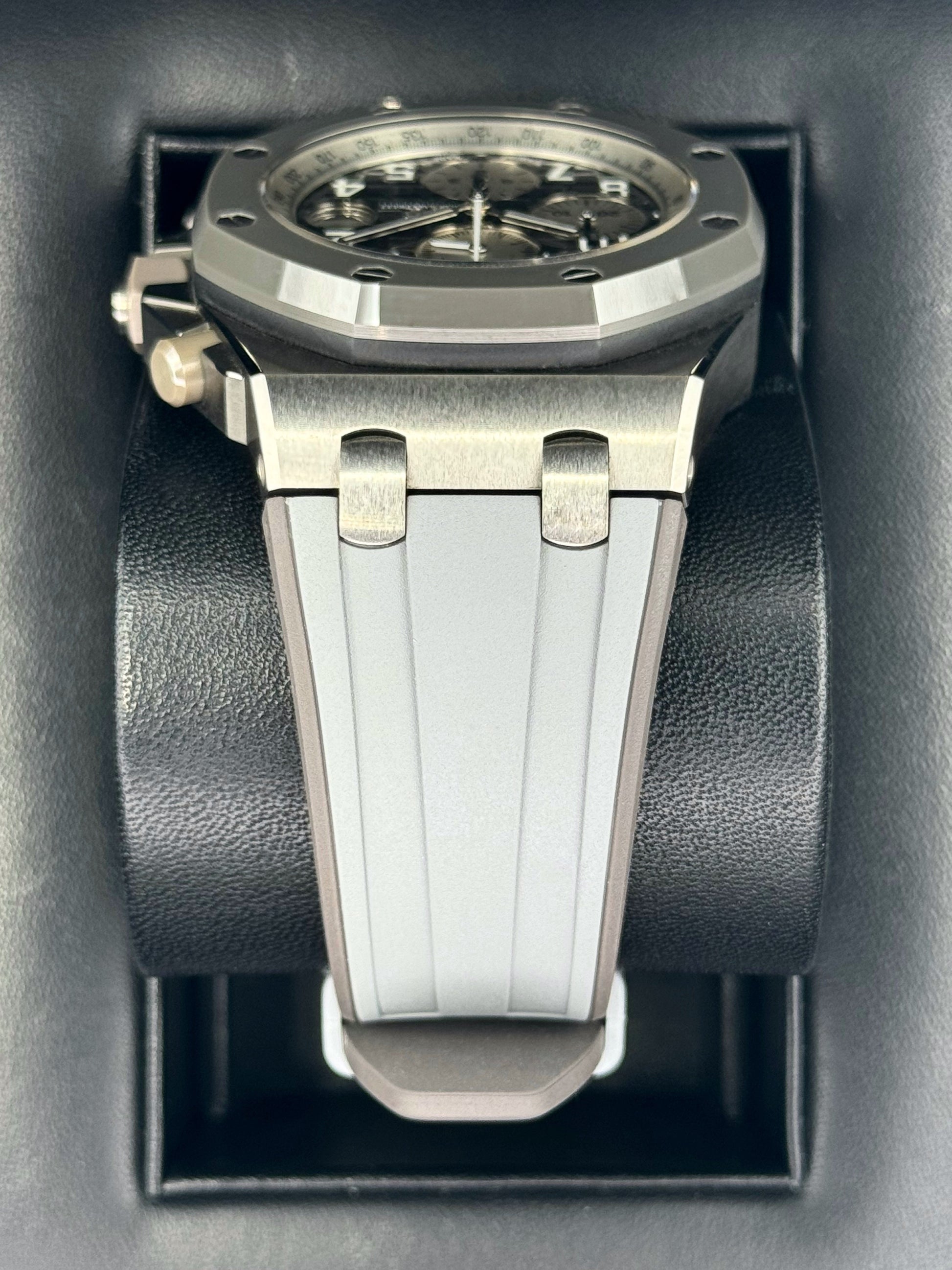 2021 Audemars Piguet Royal Oak Offshore Chrono 42mm 26470IO - MyWatchLLC