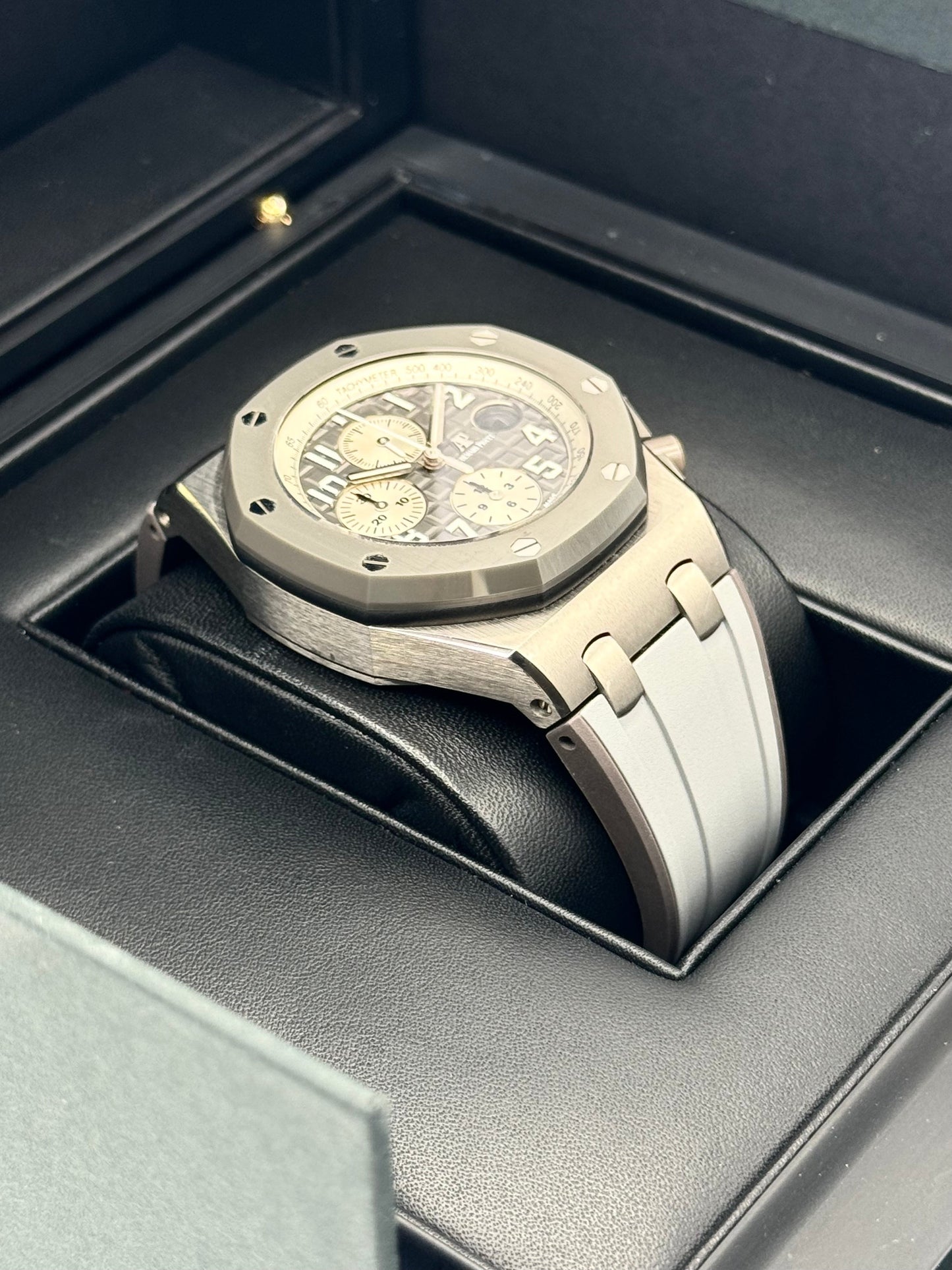 2021 Audemars Piguet Royal Oak Offshore Chrono 42mm 26470IO - MyWatchLLC