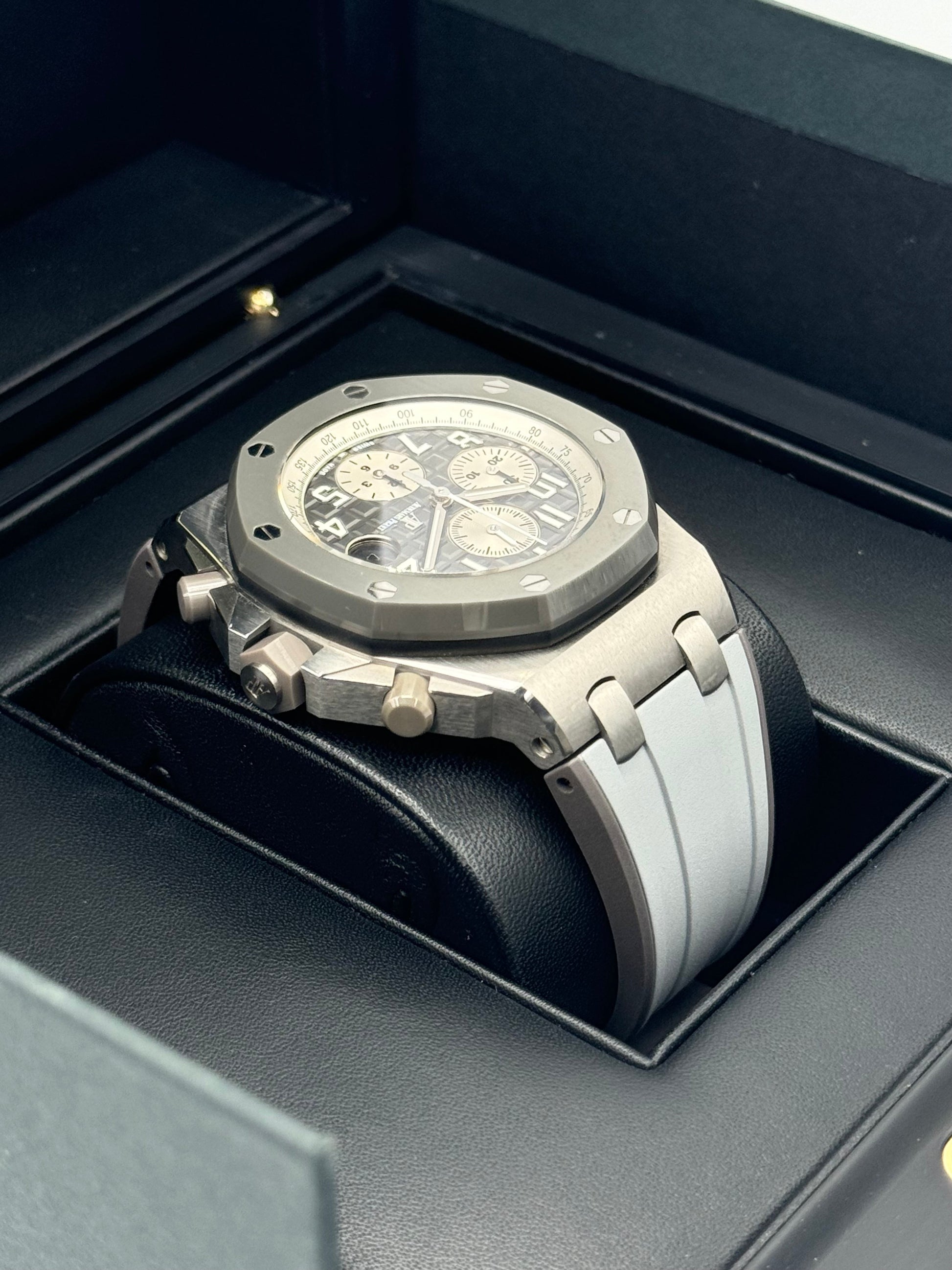 2021 Audemars Piguet Royal Oak Offshore Chrono 42mm 26470IO - MyWatchLLC