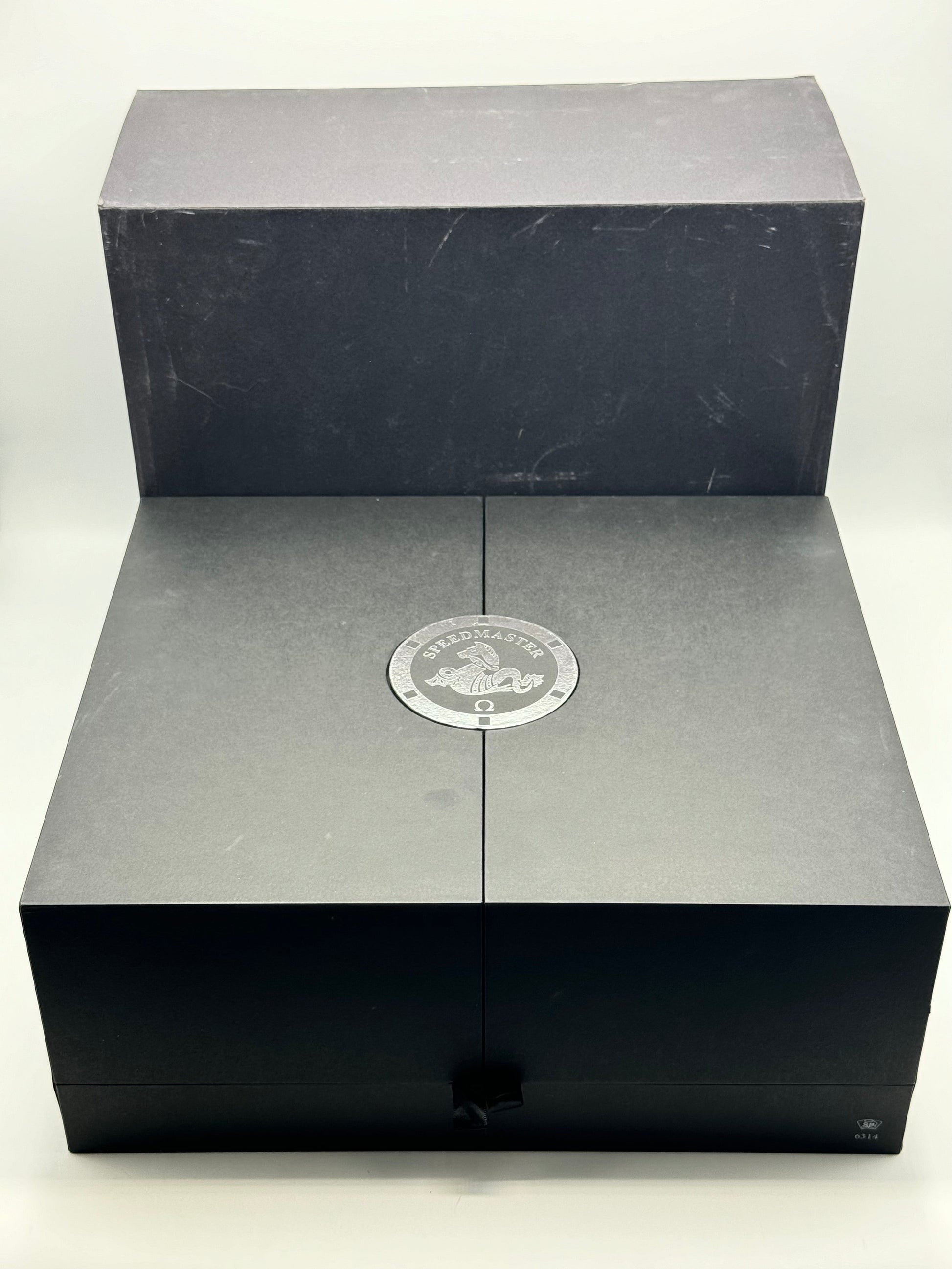 NEW 2024 Omega Speedmaster "Ed White" 39.7mm 311.30.40.30.01.001 - MyWatchLLC