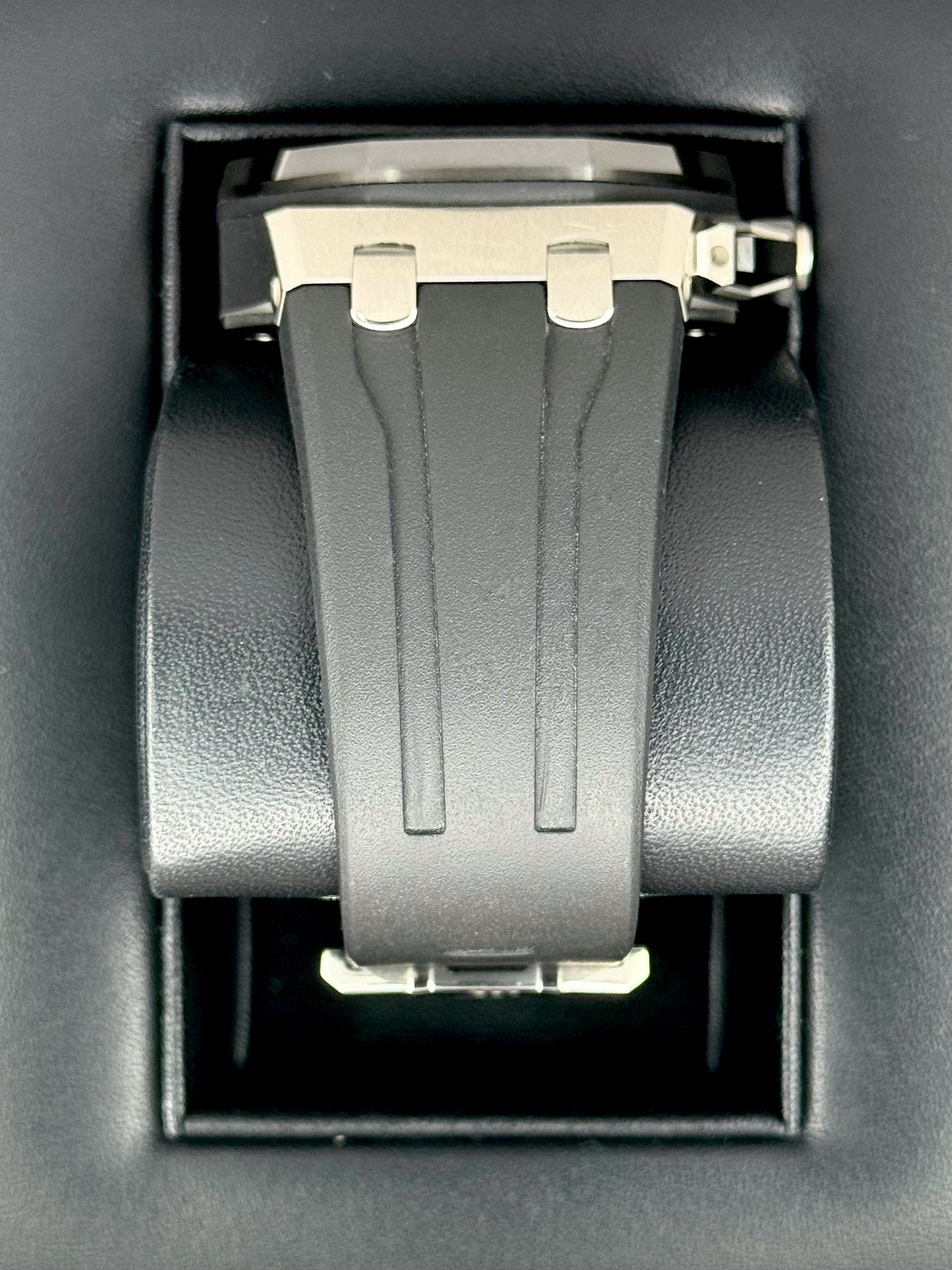 2021 Audemars Piguet Royal Oak Chronograph 43mm 26420SO Black Dial - MyWatchLLC