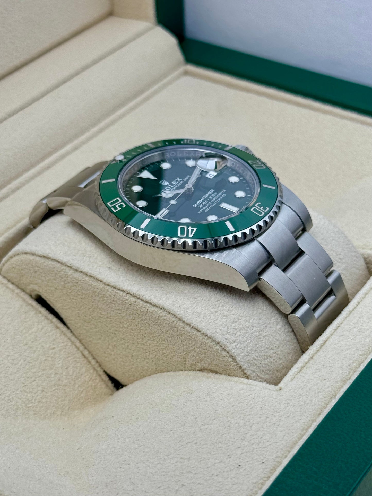 NEW 2020 Rolex Submariner "Hulk" 40mm 116610LV Green Dial - MyWatchLLC