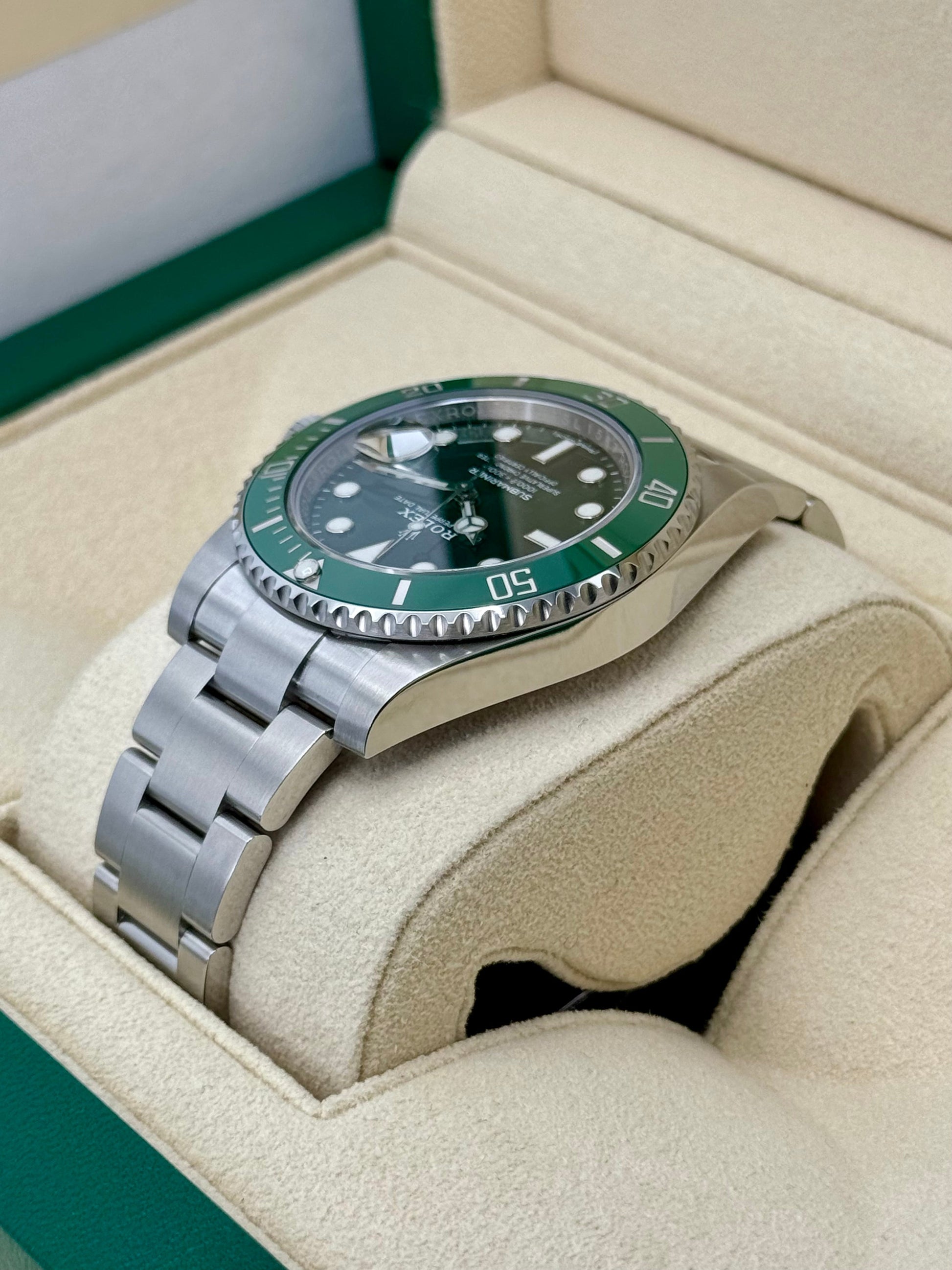 NEW 2020 Rolex Submariner "Hulk" 40mm 116610LV Green Dial - MyWatchLLC
