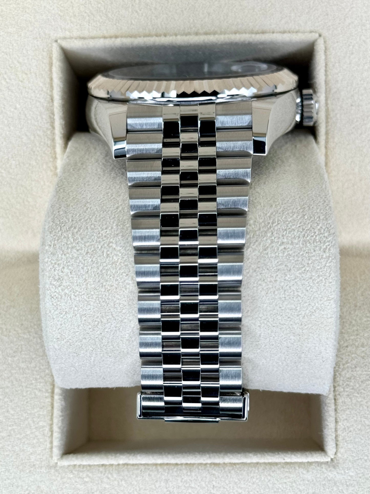 NEW 2023 Rolex Sky-Dweller 42 326934 Stainless Steel Jubilee Blue Dial - MyWatchLLC