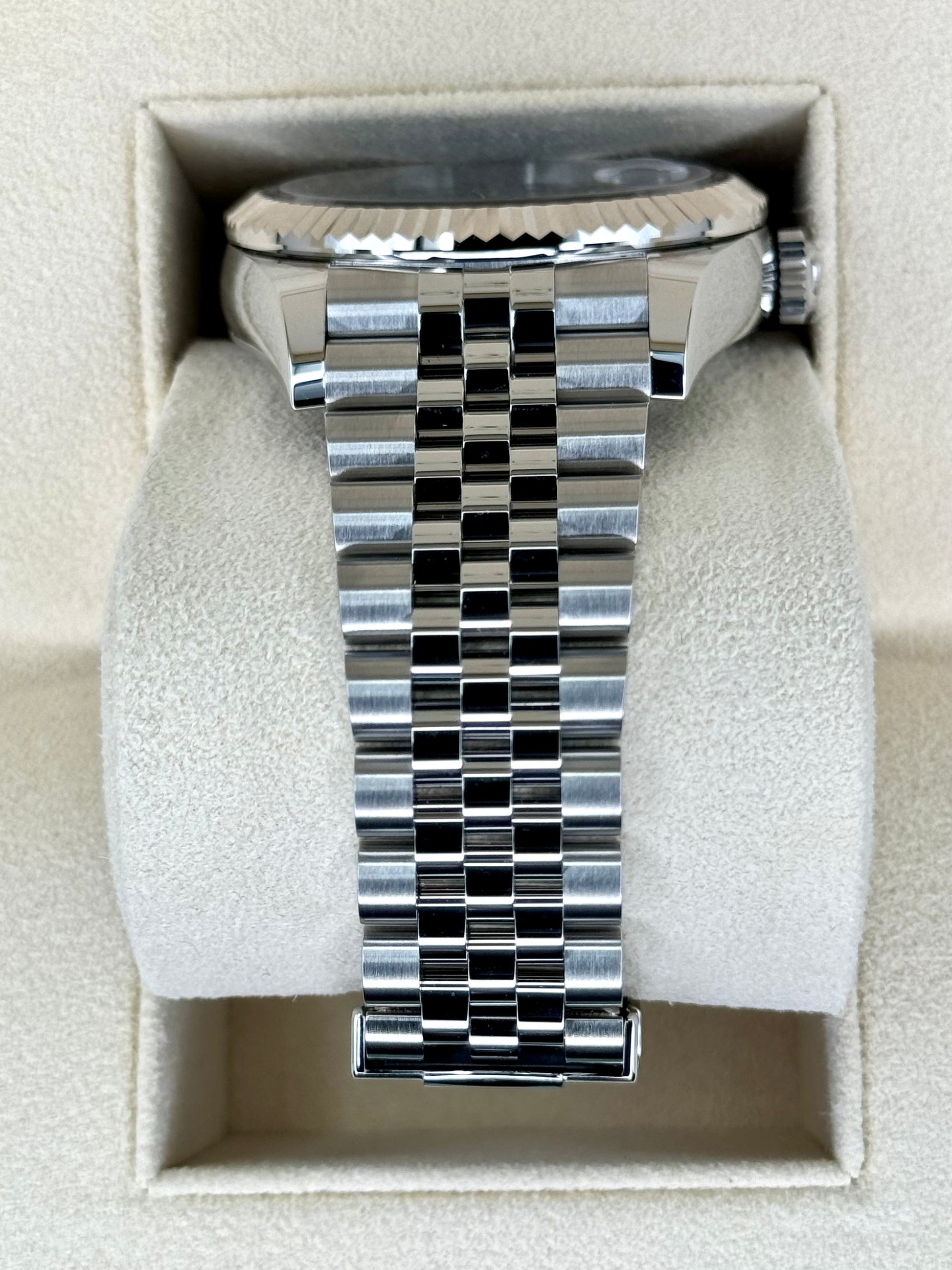 NEW 2023 Rolex Sky-Dweller 42 326934 Stainless Steel Jubilee Blue Dial - MyWatchLLC