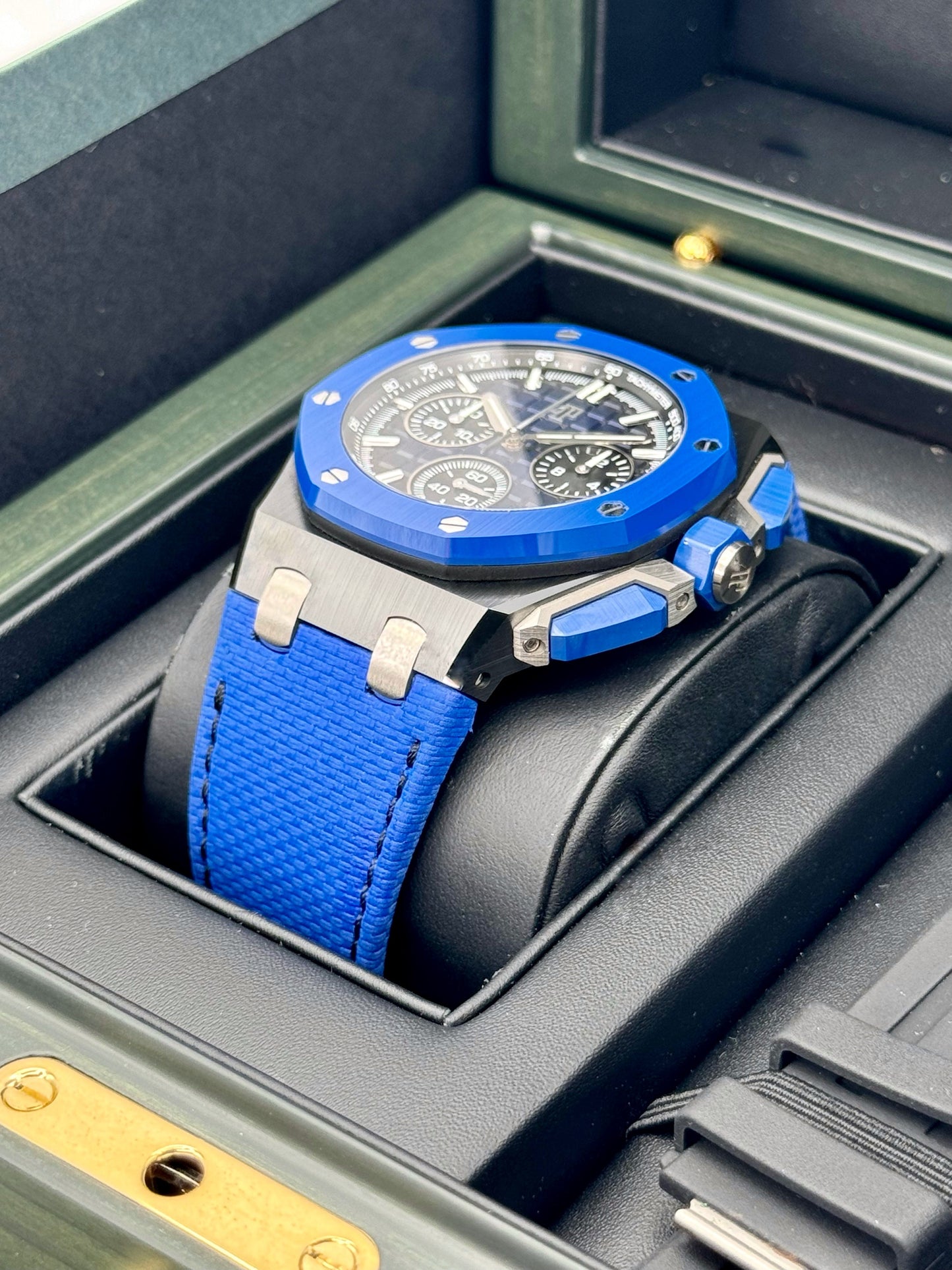 2023 Audemars Piguet Royal Oak Offshore 43mm 26420CE Ceramic Blue Dial - MyWatchLLC
