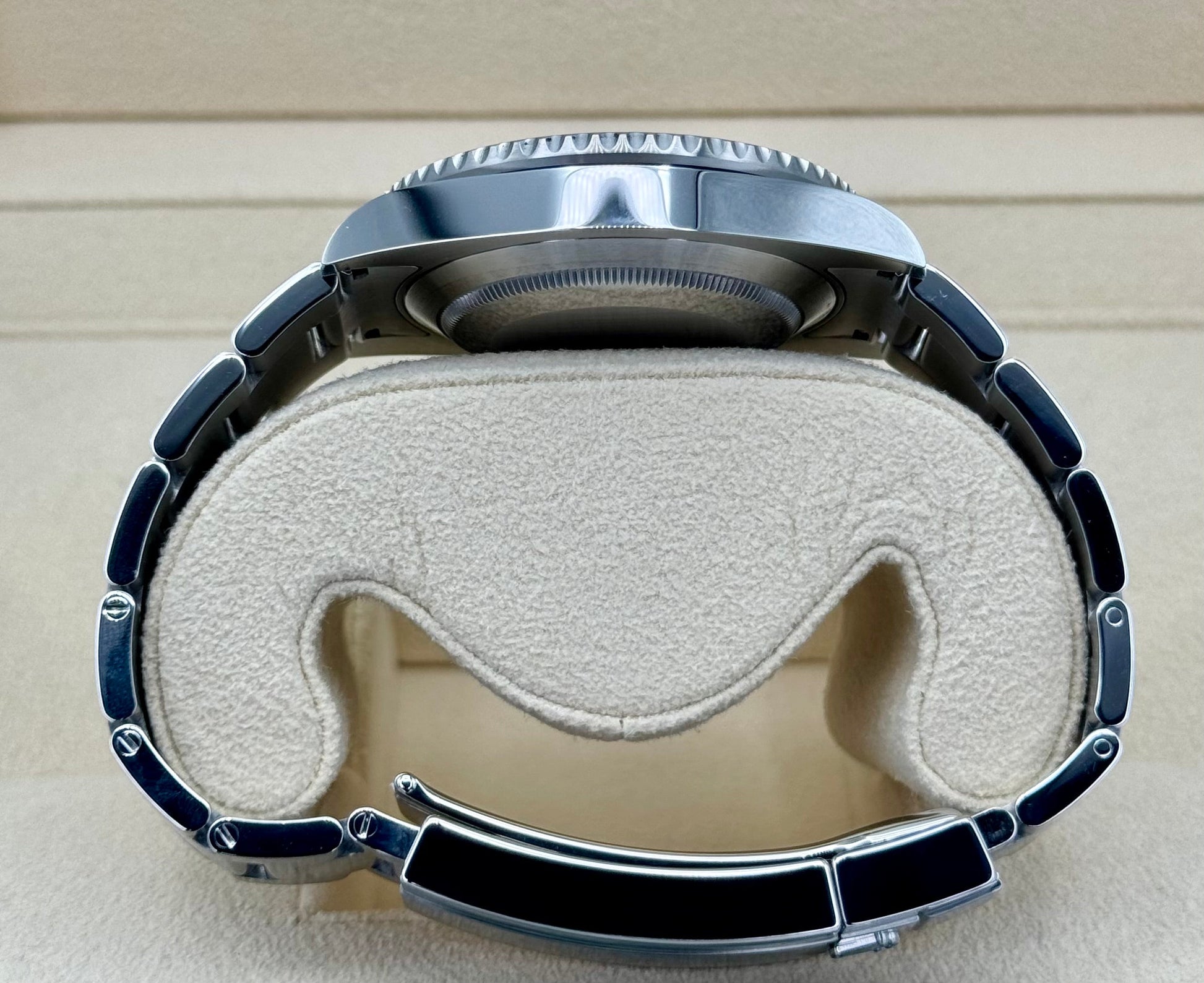 2018 Submariner “Hulkâ€?40mm 116610LV Stainless Steel Green Dial - MyWatchLLC