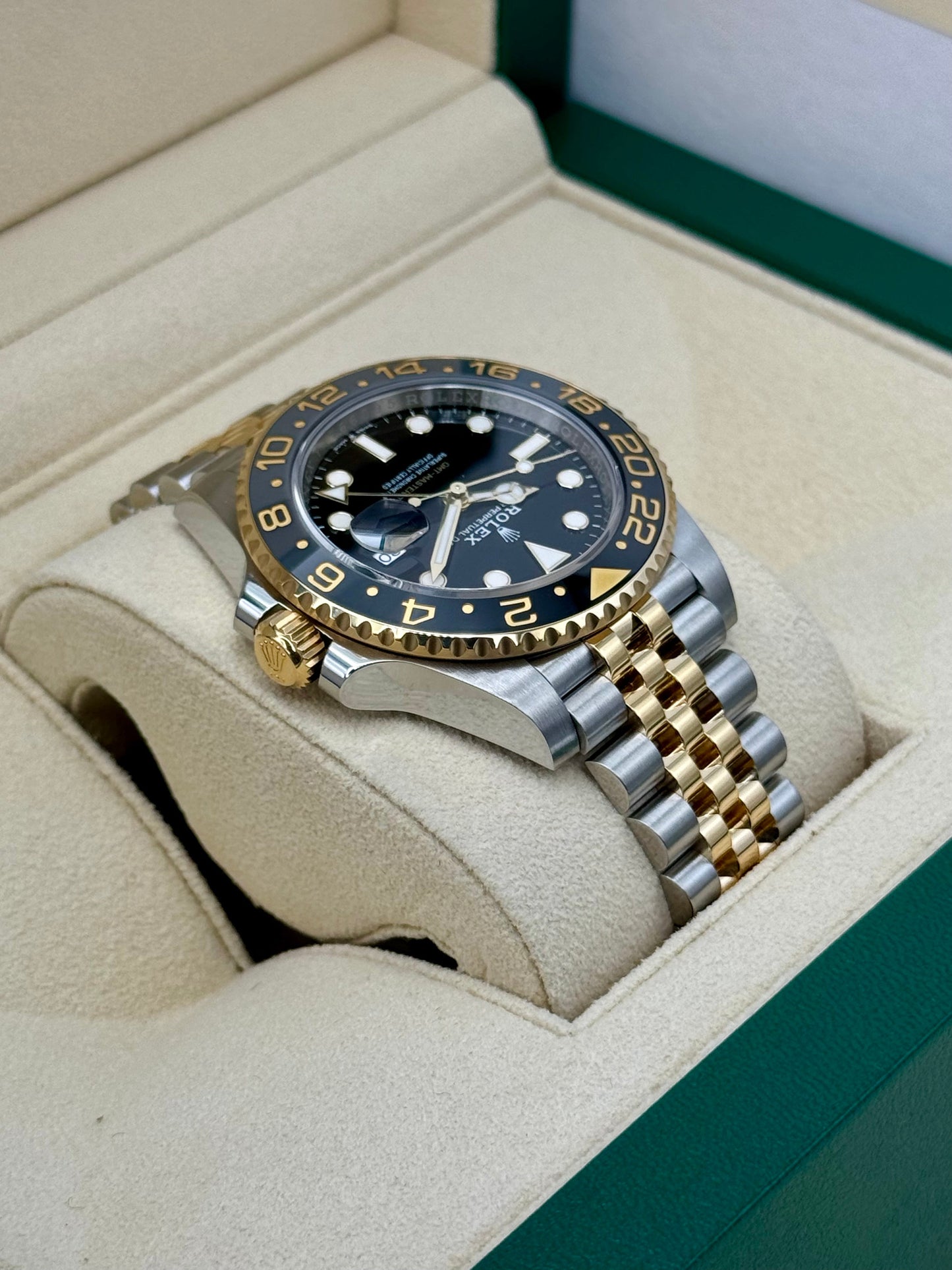 2024 Rolex GMT-Master II 40mm 126713GRNR Two-Tone Jubilee Black Dial - MyWatchLLC