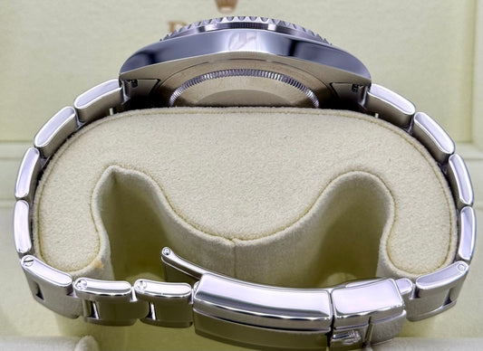 2010 Rolex GMT-Master II 40mm 116710LN Stainless Steel Black Dial - MyWatchLLC