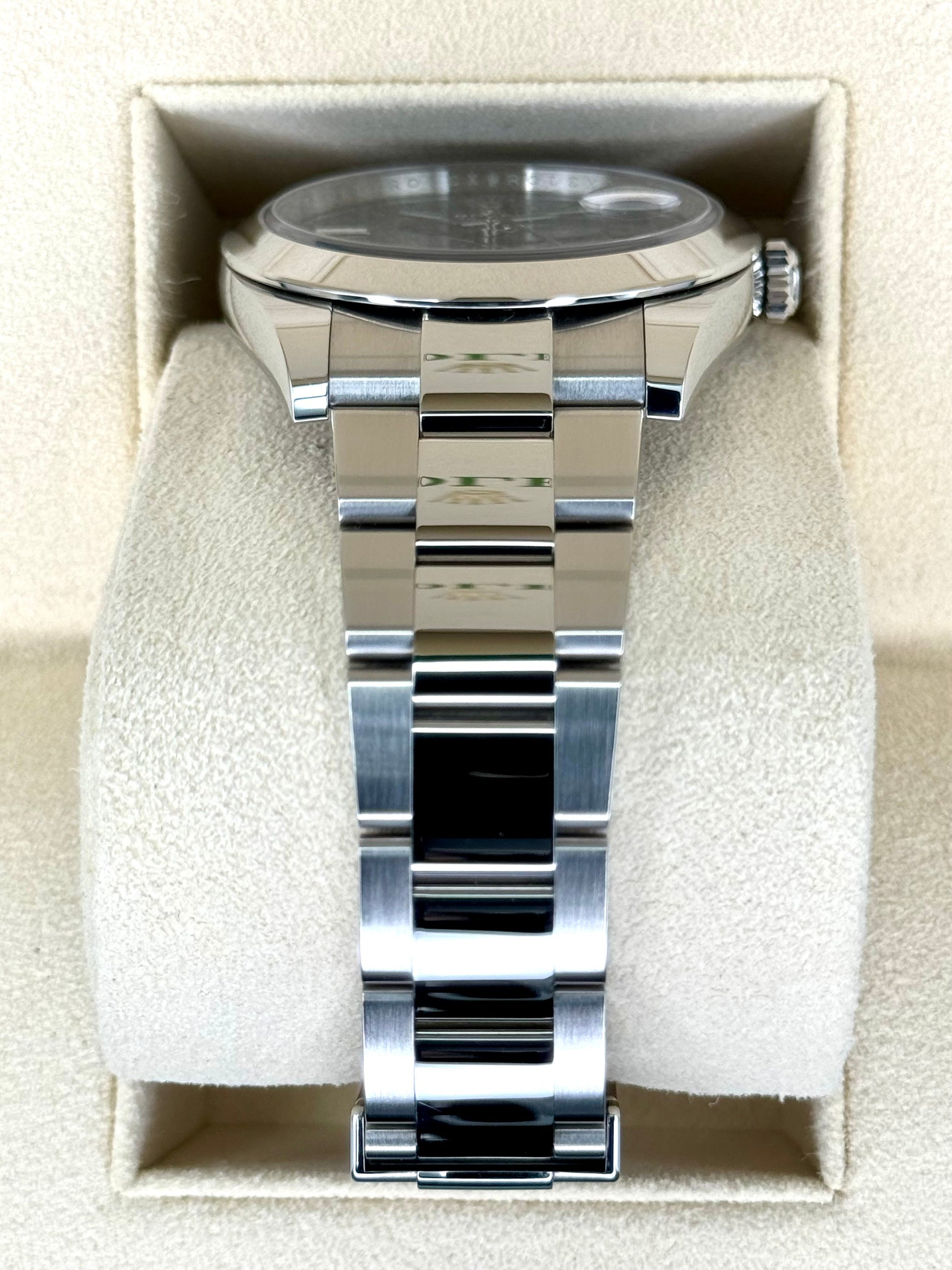 2023 Rolex Datejust 41mm 126300 Stainless Steel Oyster Wimbledon Dial - MyWatchLLC