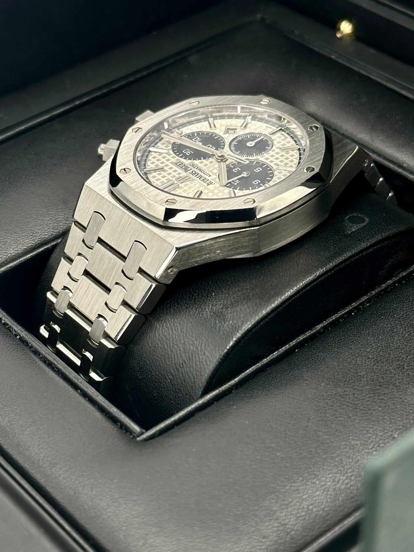 Audemars Piguet Royal Oak 41mm 26331ST Chronograph Panda - MyWatchLLC