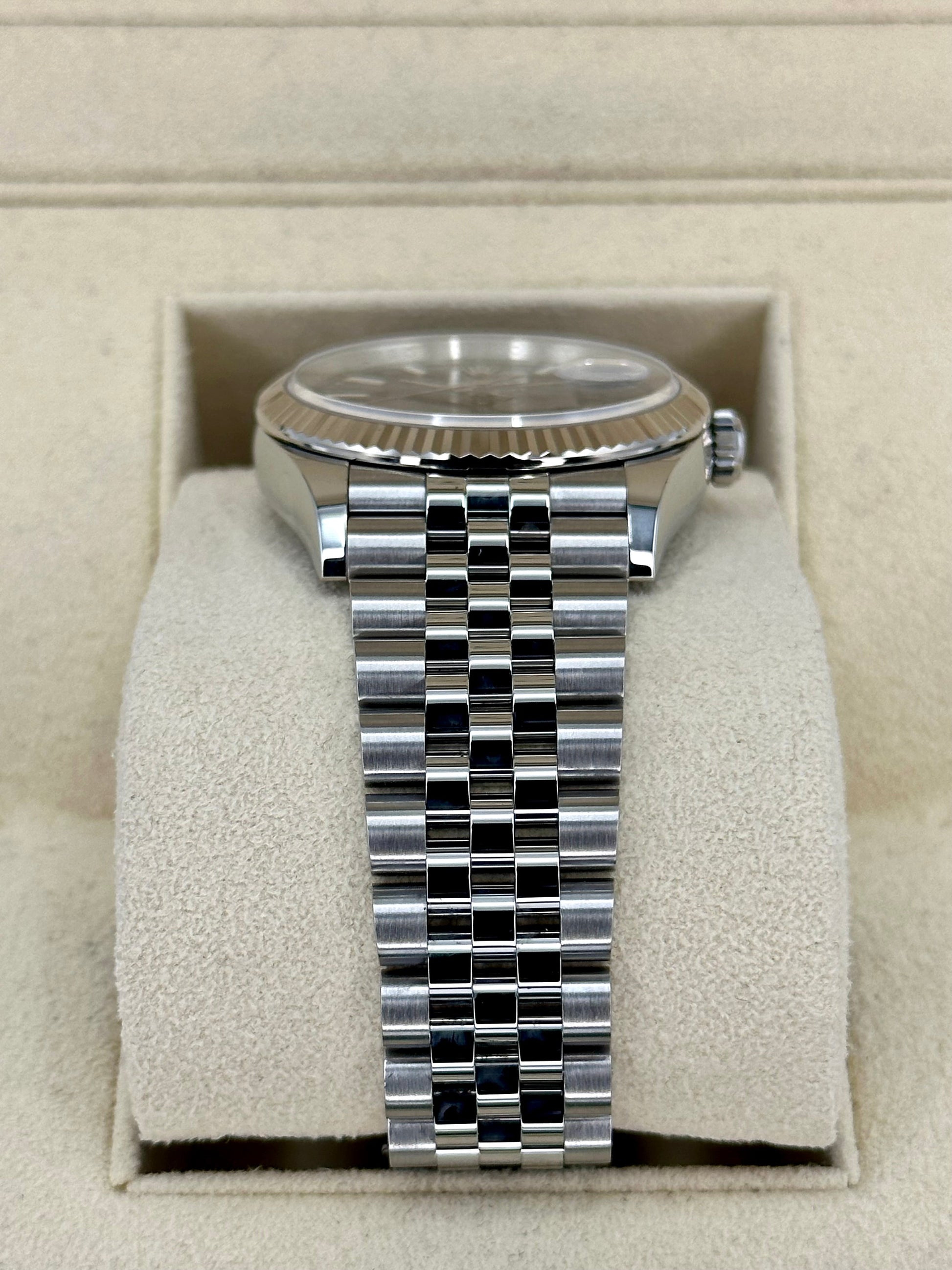 2022 Rolex Datejust 36mm 126234 Jubilee Blue Dial - MyWatchLLC