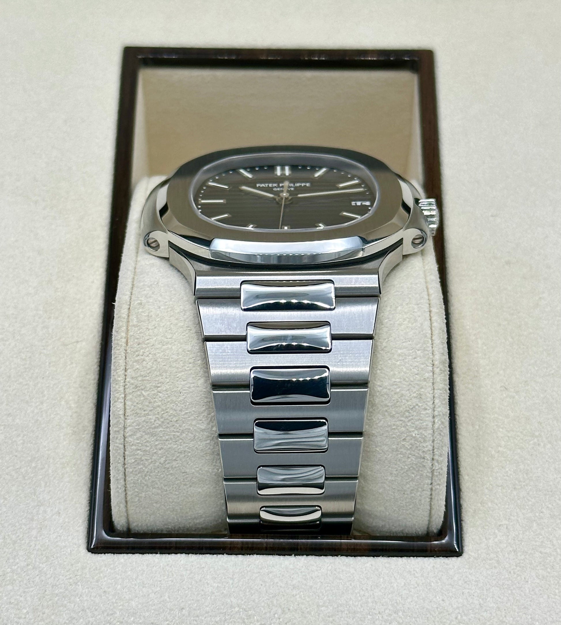 Patek Philippe 40mm 5711/1A Nautilus Stainless Steel Blue Dial - MyWatchLLC