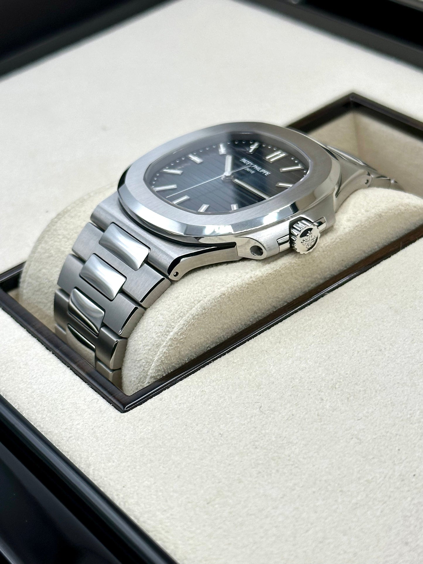 Patek Philippe 40mm 5711/1A Nautilus Stainless Steel Blue Dial - MyWatchLLC