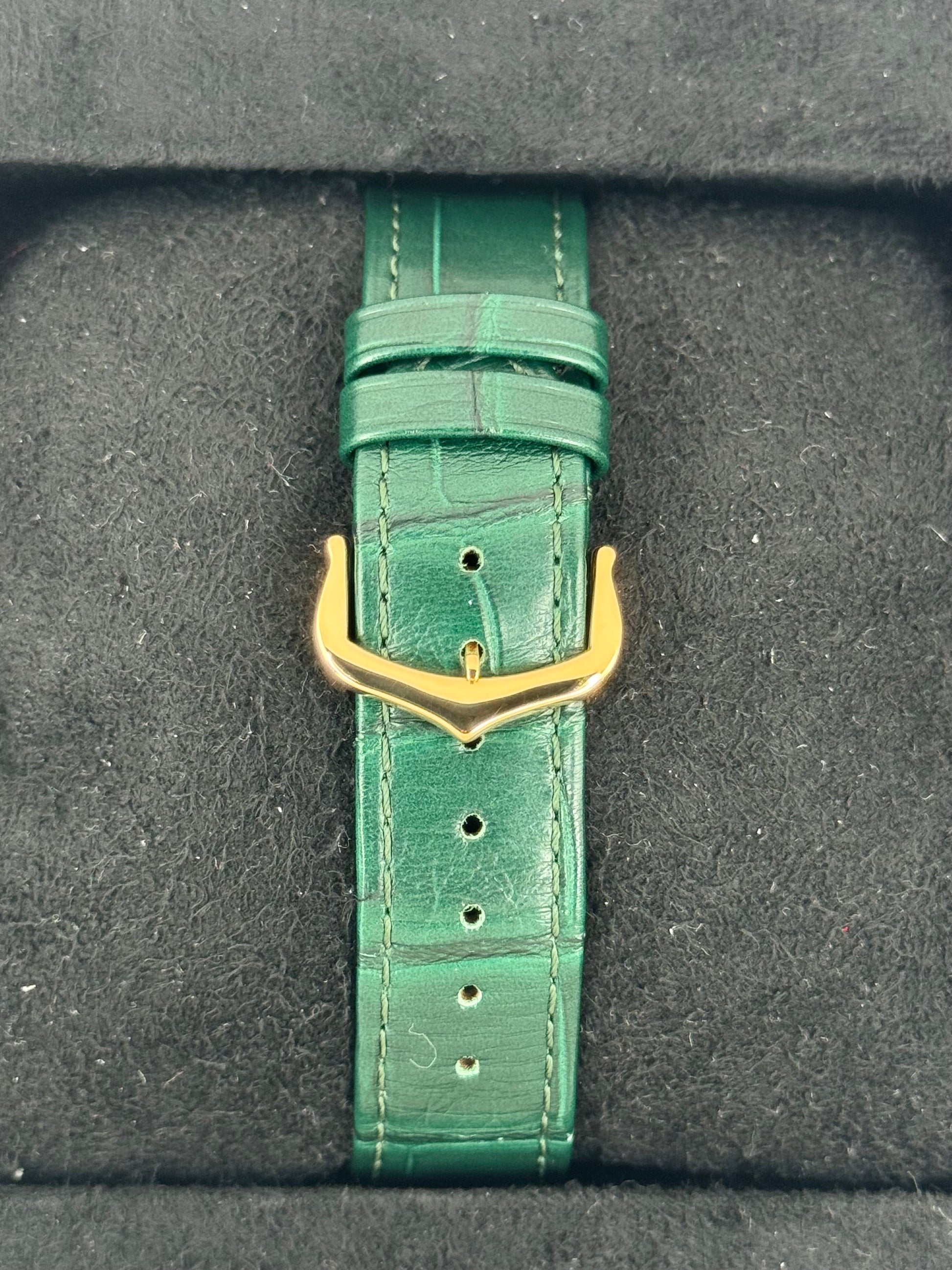 2023 Cartier Tank Louis Cartier Large 33.7mm WGTA0191 Gold White Dial - MyWatchLLC