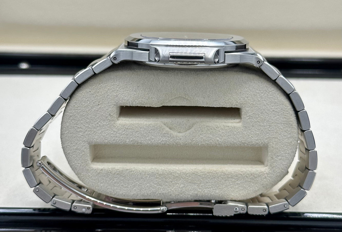 Patek Philippe 40mm 5711/1A Nautilus Stainless Steel Blue Dial - MyWatchLLC