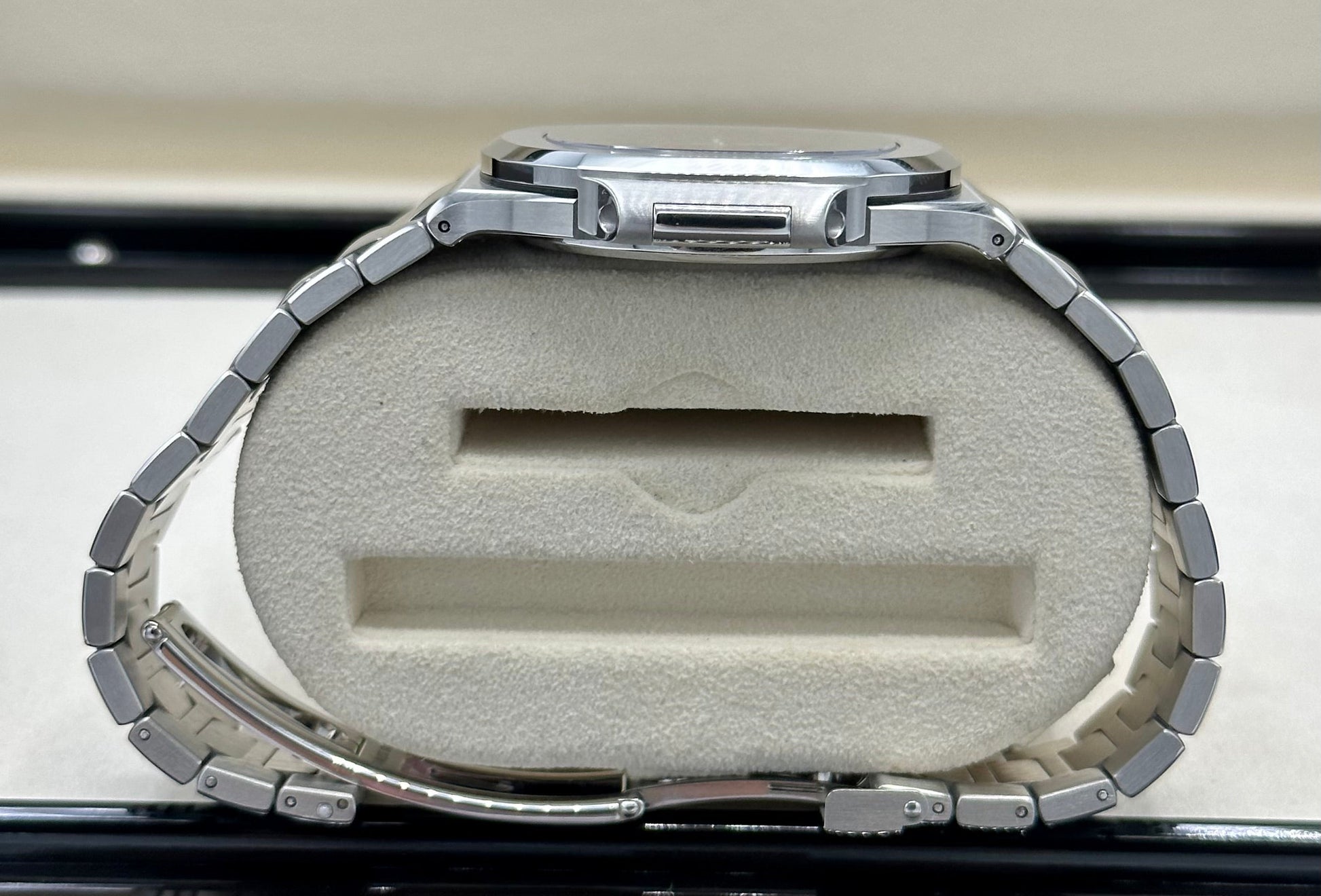 Patek Philippe 40mm 5711/1A Nautilus Stainless Steel Blue Dial - MyWatchLLC