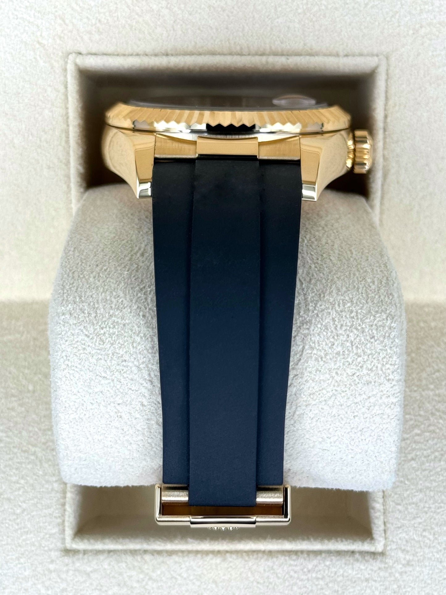 2024 Rolex Sky-Dweller 42mm 336238 Yellow Gold Oysterflex Champagne Dial - MyWatchLLC