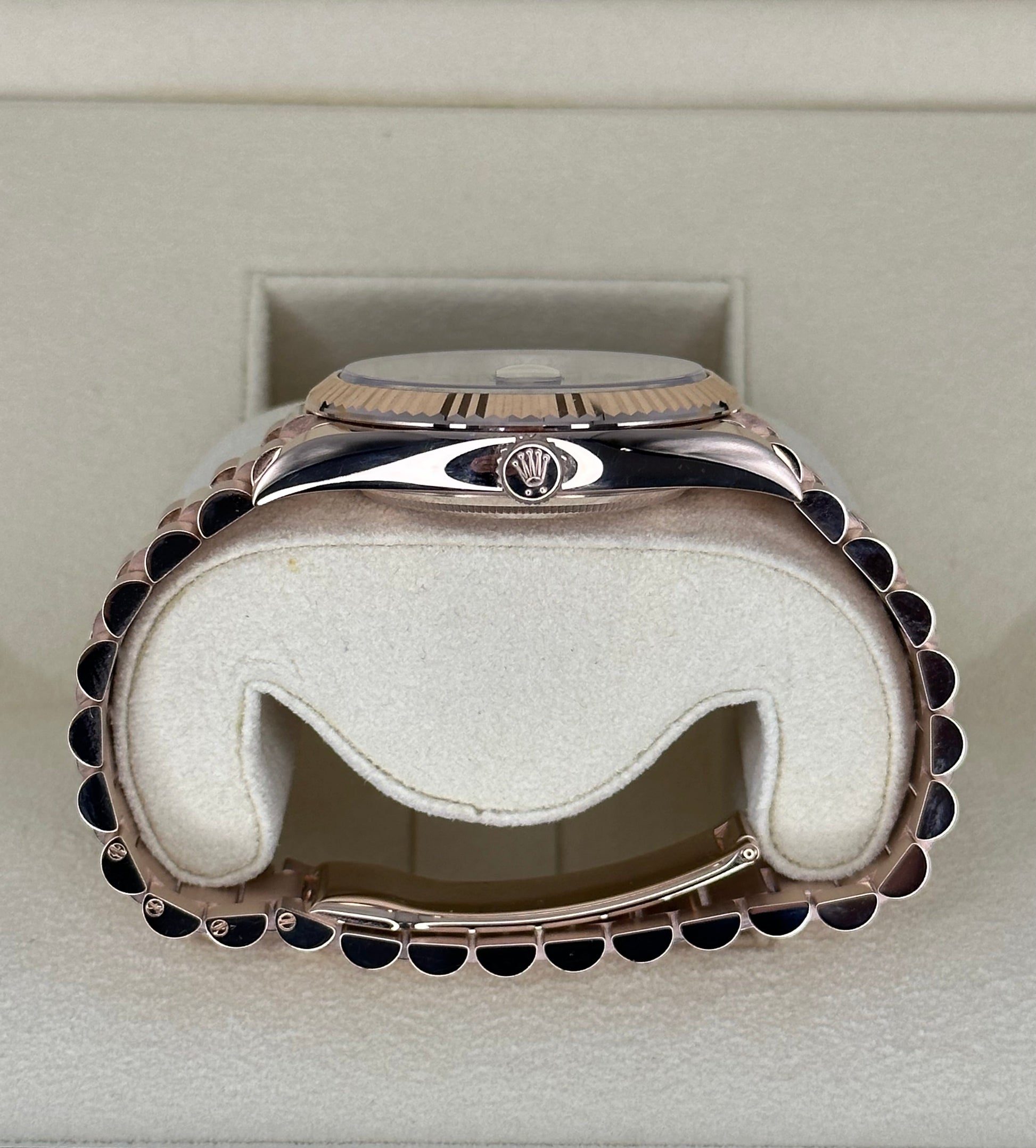 NEW 2022 Rolex Day-Date Presidential 40mm 228235 Rose Gold Olive Dial - MyWatchLLC