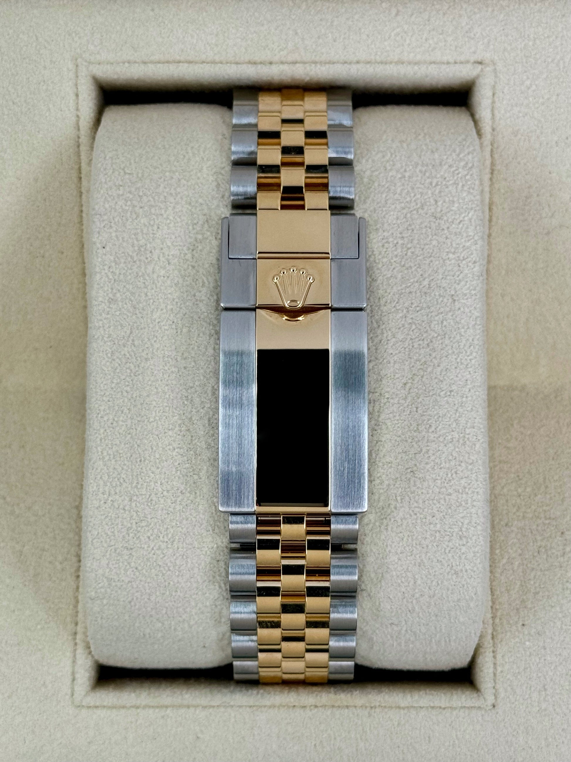 2024 Rolex GMT-Master II 40mm 126713GRNR Two-Tone Jubilee Black Dial - MyWatchLLC