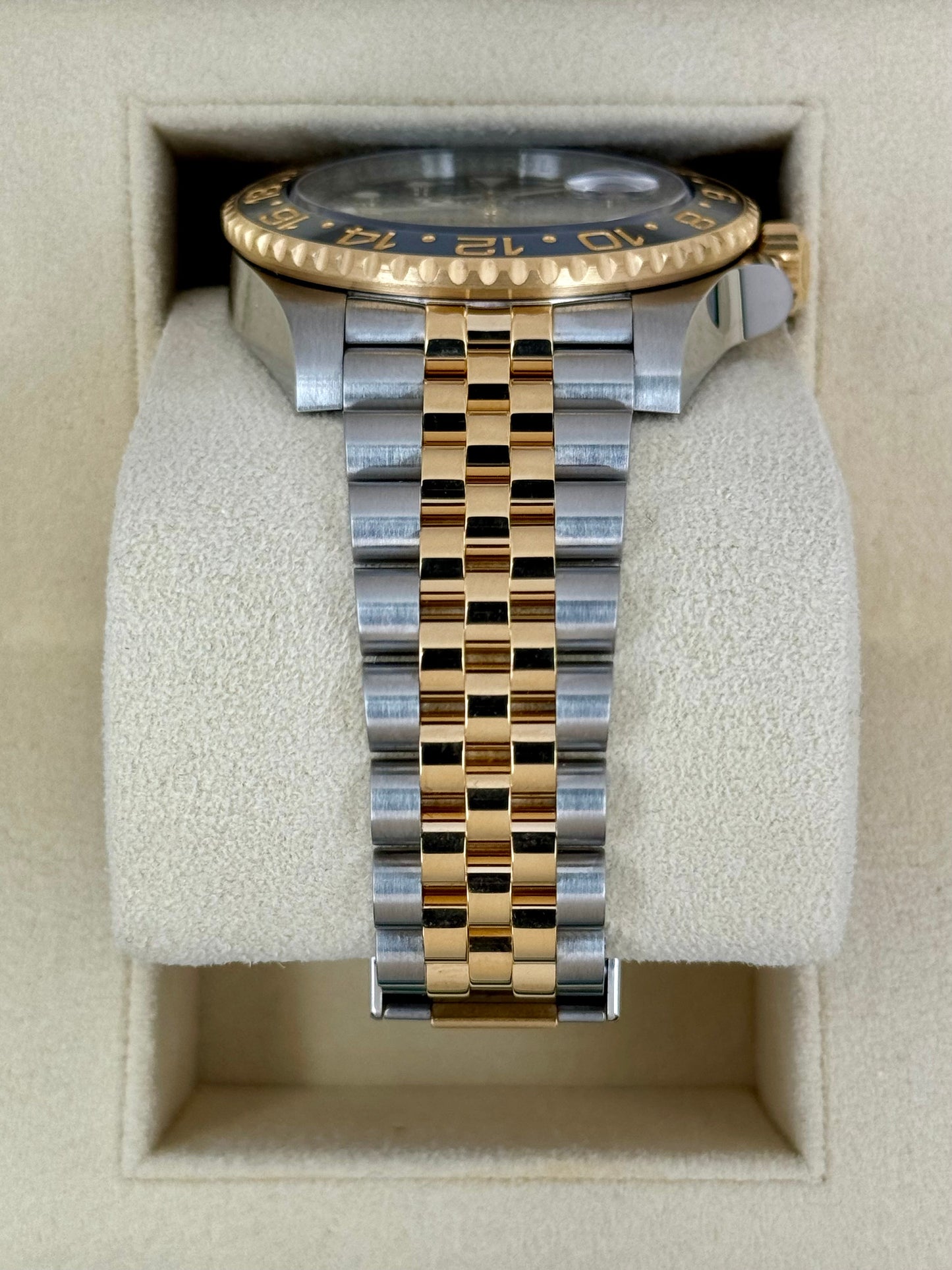 2024 Rolex GMT-Master II 40mm 126713GRNR Two-Tone Jubilee Black Dial - MyWatchLLC