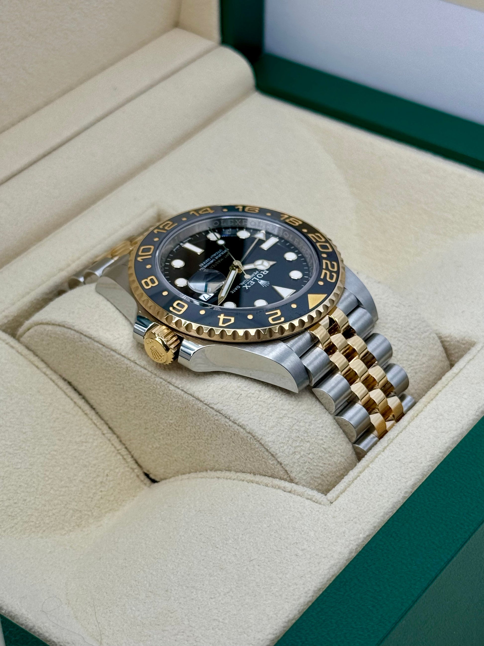 2024 Rolex GMT-Master II 40mm 126713GRNR Two-Tone Jubilee Black Dial - MyWatchLLC