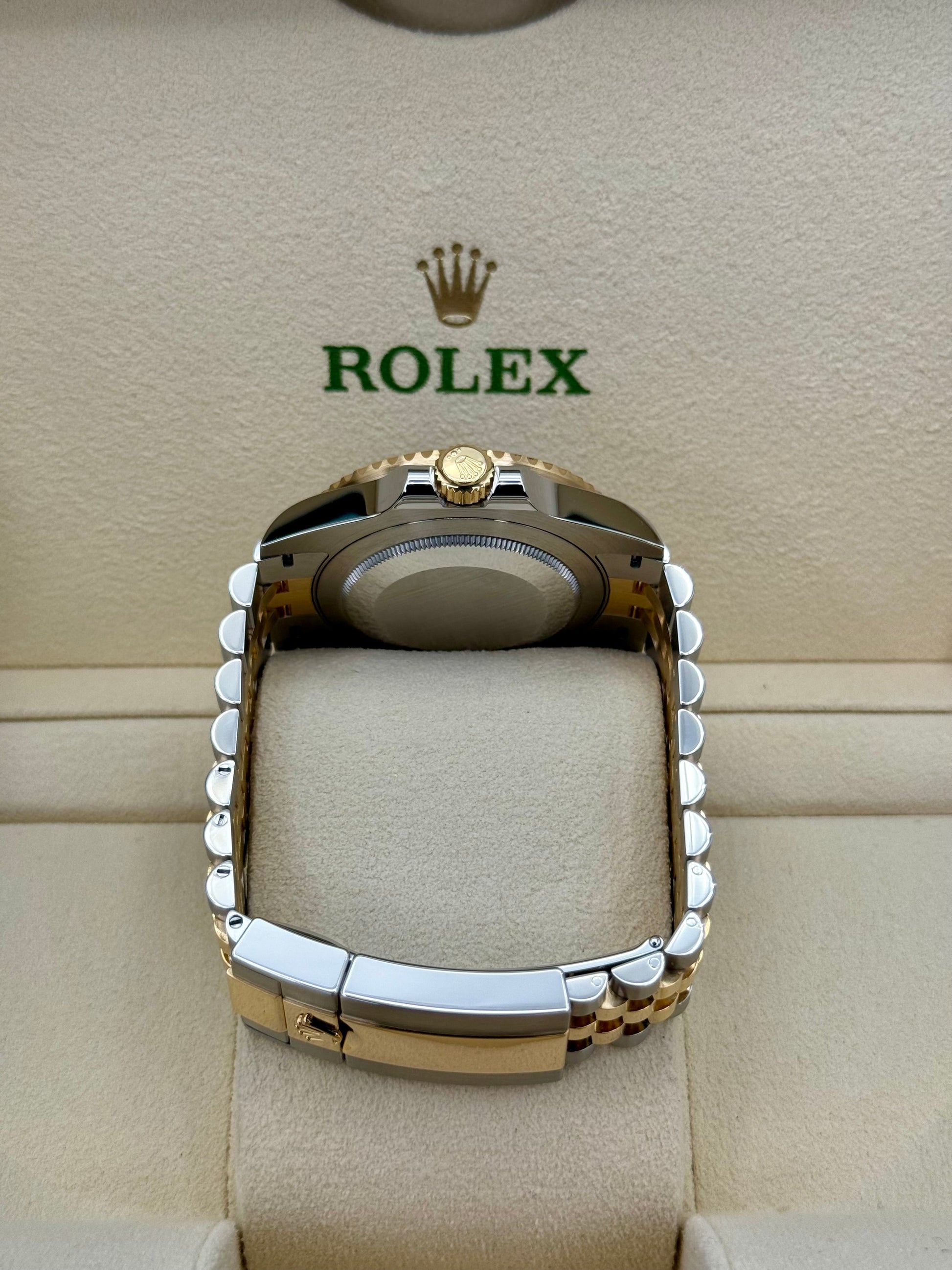 2024 Rolex GMT-Master II 40mm 126713GRNR Two-Tone Jubilee Black Dial - MyWatchLLC