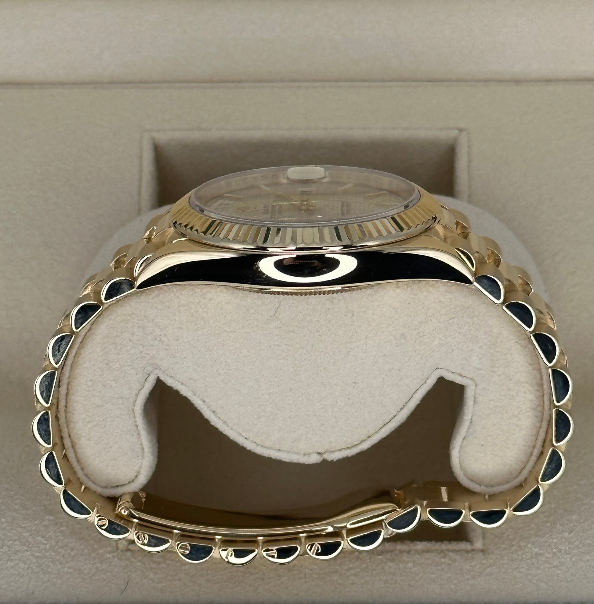 Rolex Day-Date 40mm 228238 Presidential Silver Motif Dial - MyWatchLLC