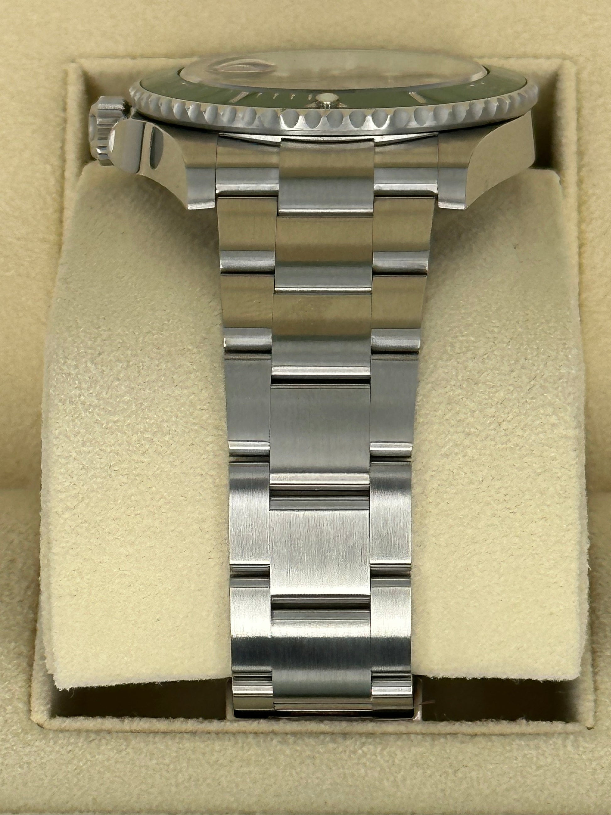 2023 Rolex Submariner Date "Starbucks" 41mm 126610LV Oyster Black Dial - MyWatchLLC