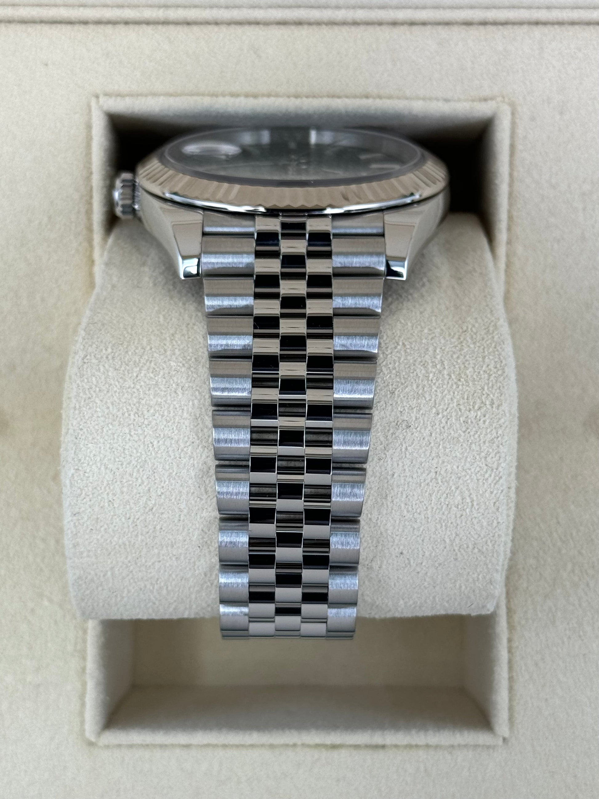 2023 Rolex Datejust 41mm 126334 Stainless Steel Jubilee Green Dial - MyWatchLLC