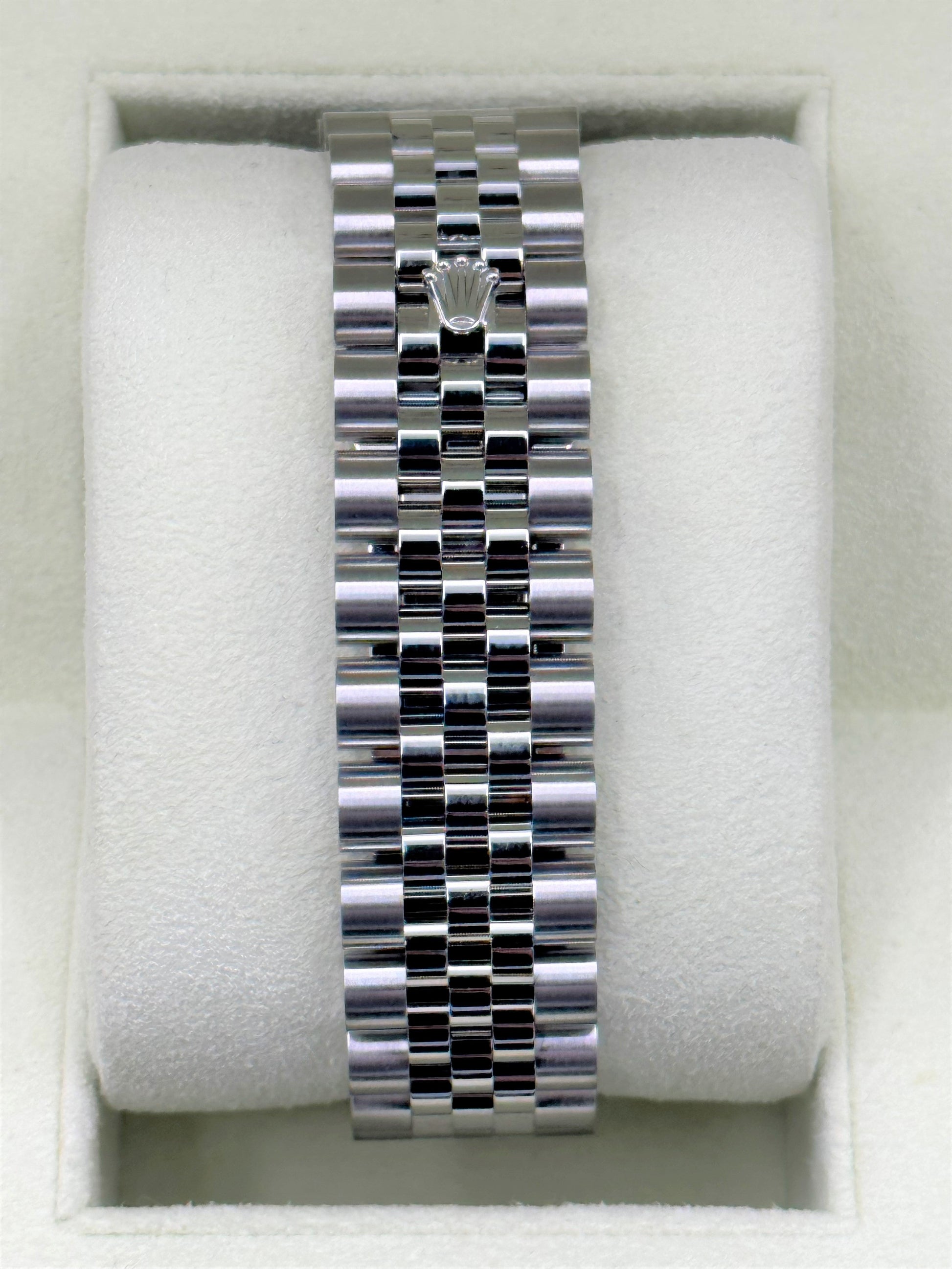 2012 Datejust 36mm 116234 Jubilee Blue Roman Numeral Dial - MyWatchLLC