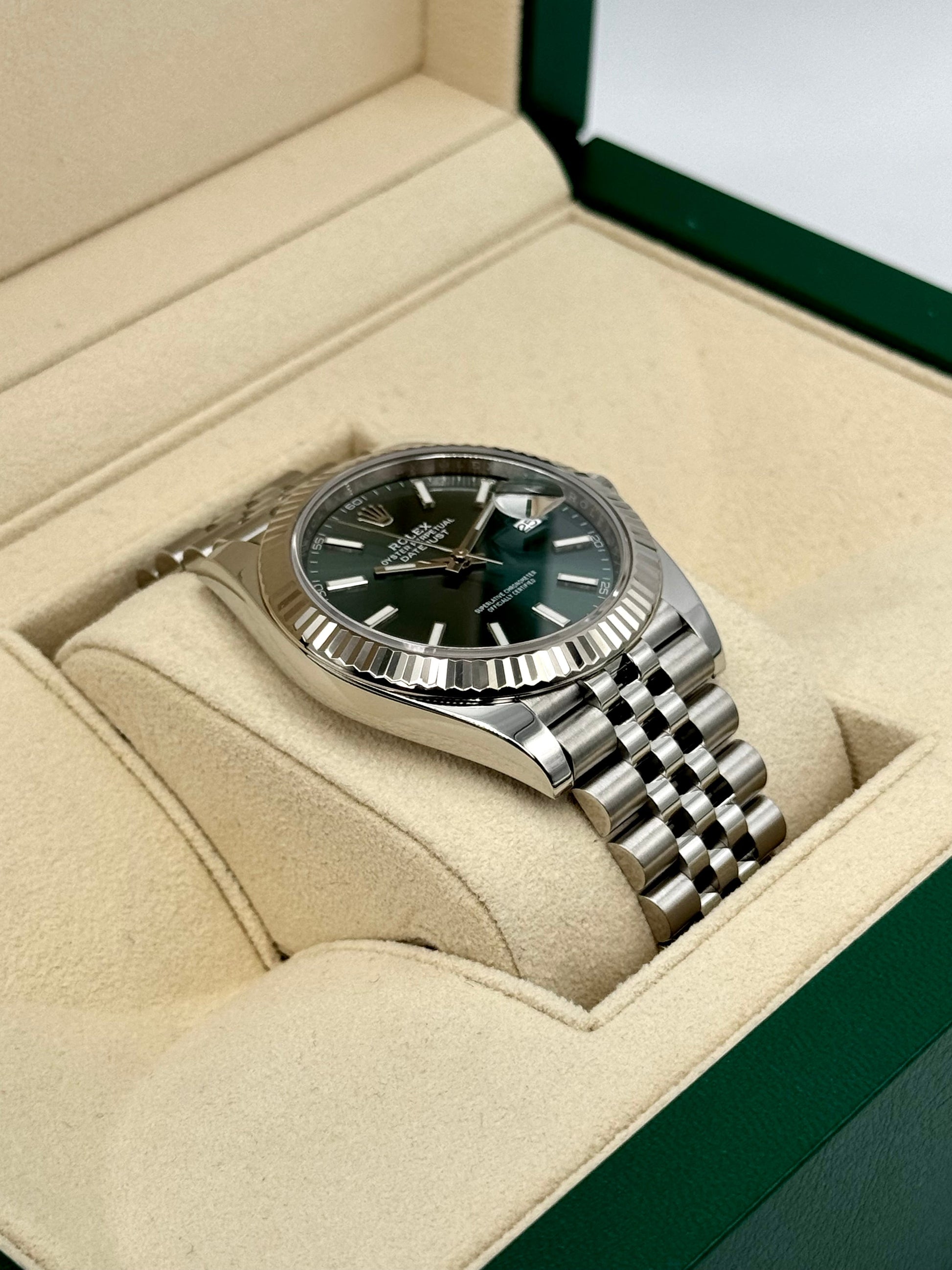 2023 Rolex Datejust 41mm 126334 Stainless Steel Jubilee Green Dial - MyWatchLLC