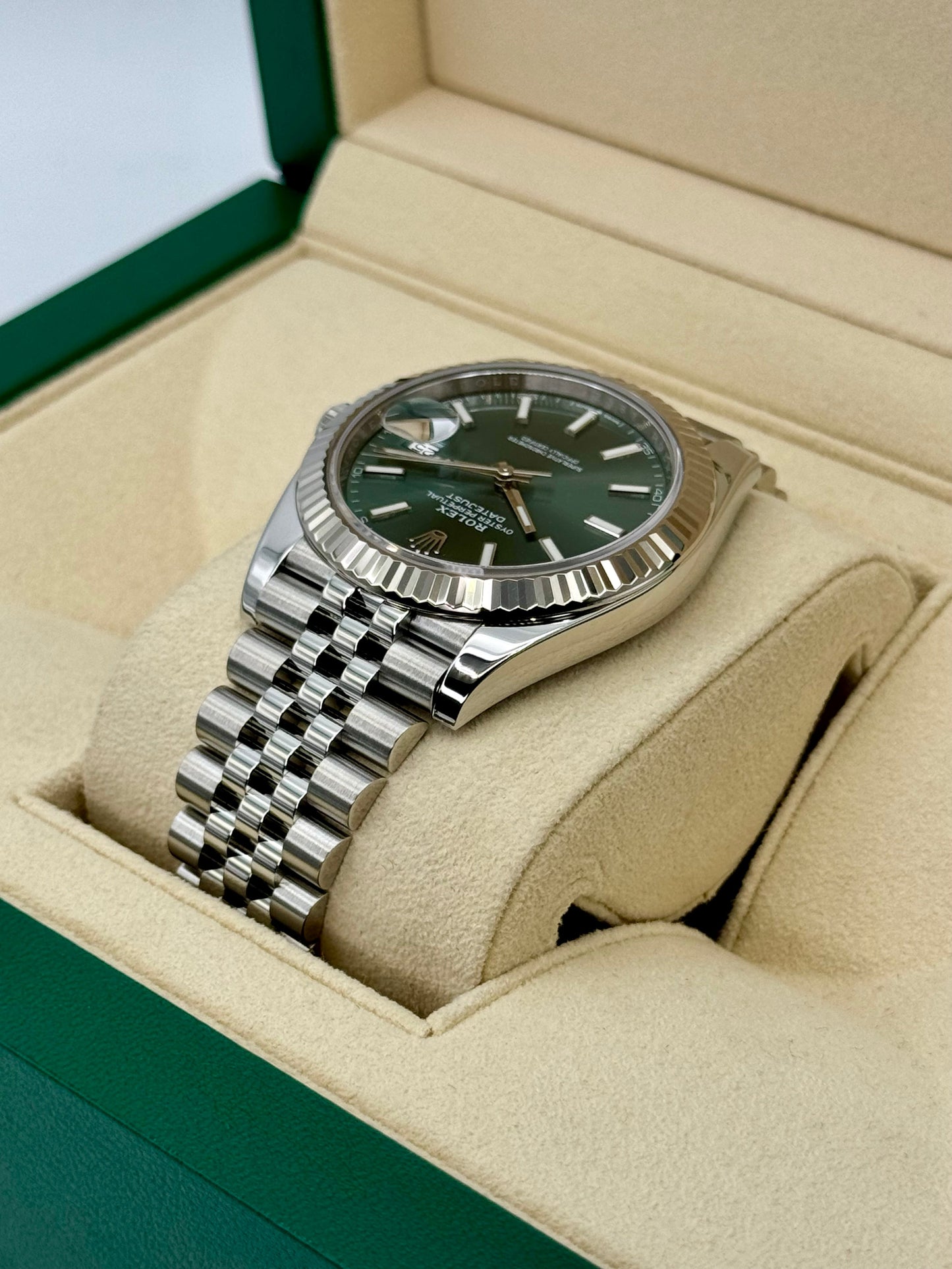 2023 Rolex Datejust 41mm 126334 Stainless Steel Jubilee Green Dial - MyWatchLLC