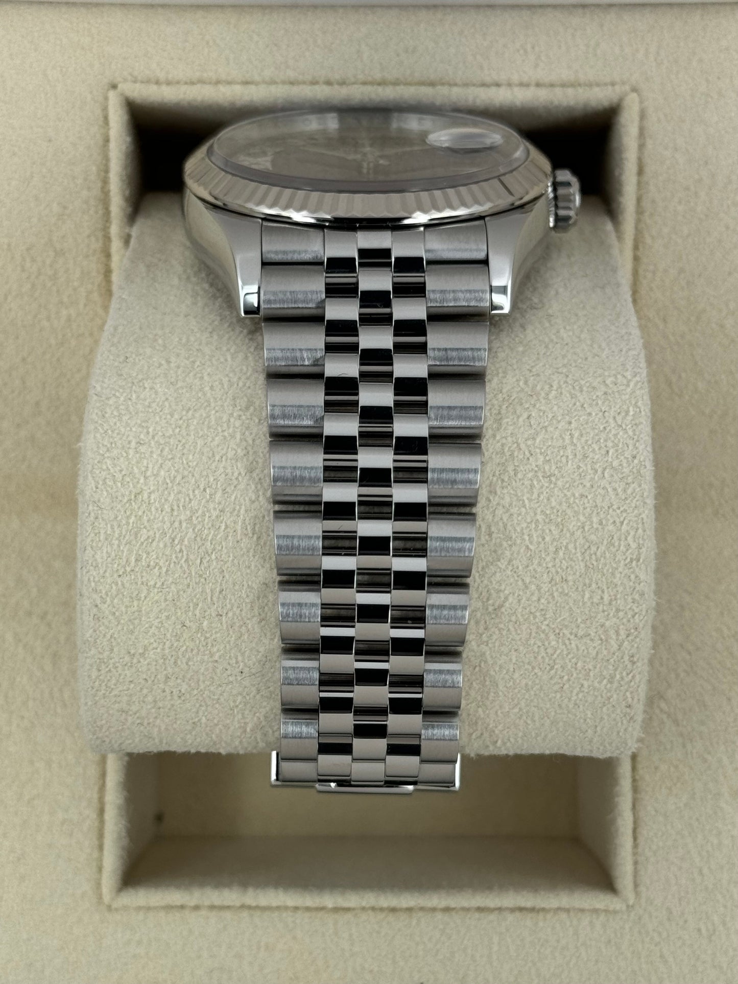 2023 Rolex Datejust 36mm 126234 Stainless Steel Jubilee Purple Dial - MyWatchLLC